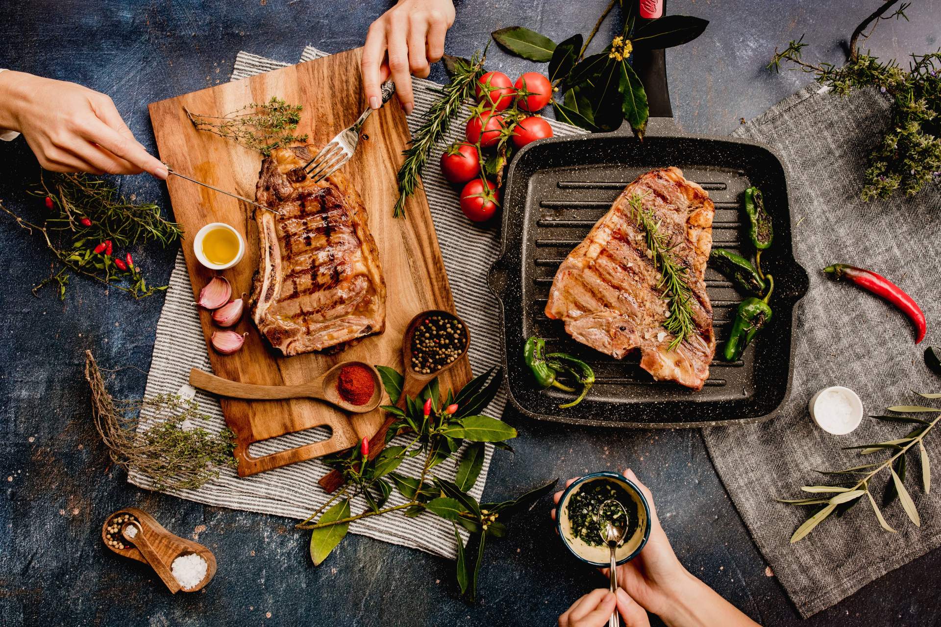 La empresa Sibbarita promueve el placer de quedarse en casa con sus servicios de entrega a domicilio de carne, pescado y marisco de calidad