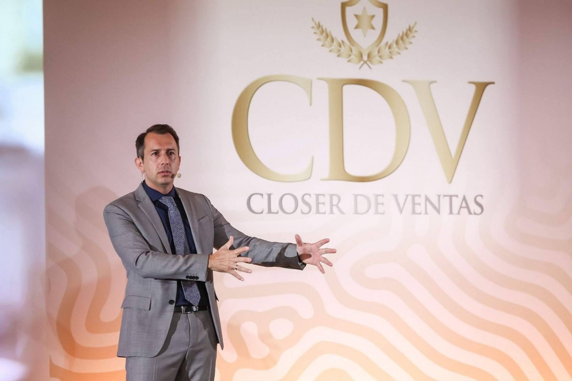 Escuela de preparación A&C para convertirse en closer de ventas de la mano de los expertos Alfonso y Christian