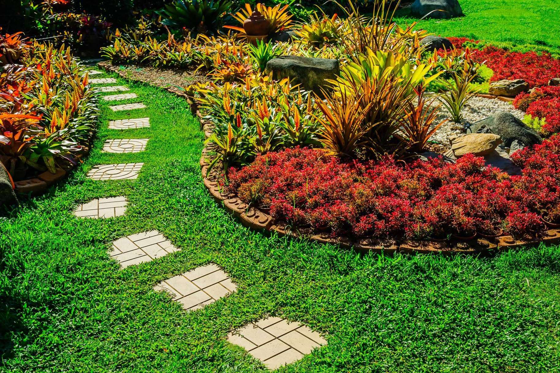 Modrego Hogar, amplio catálogo de herramientas de jardín para eliminar las malas hierbas