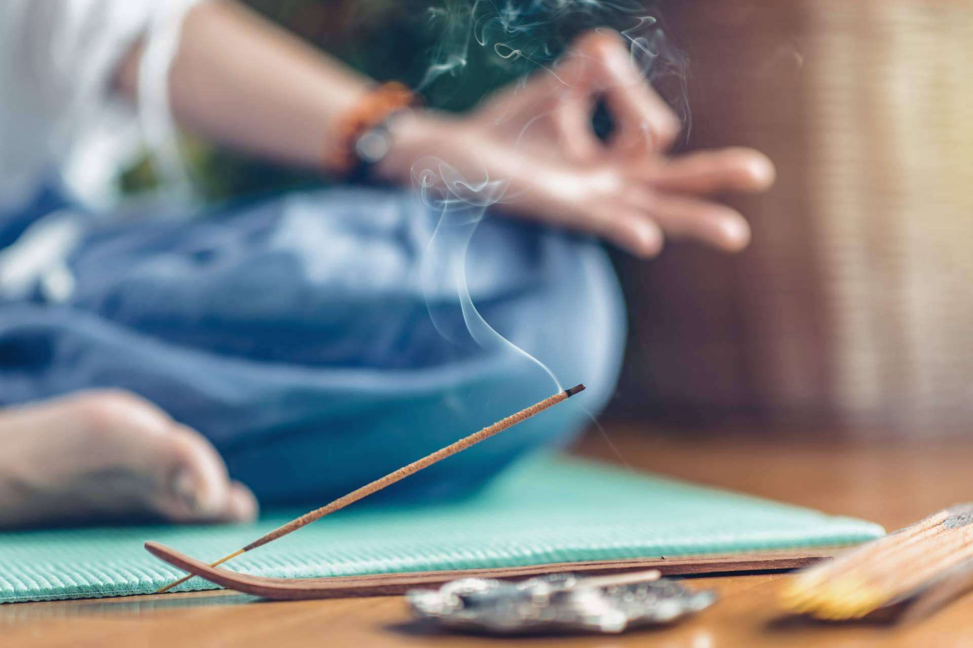 Cursos de meditación de forma presencial y online de la mano de Om Mindfulness