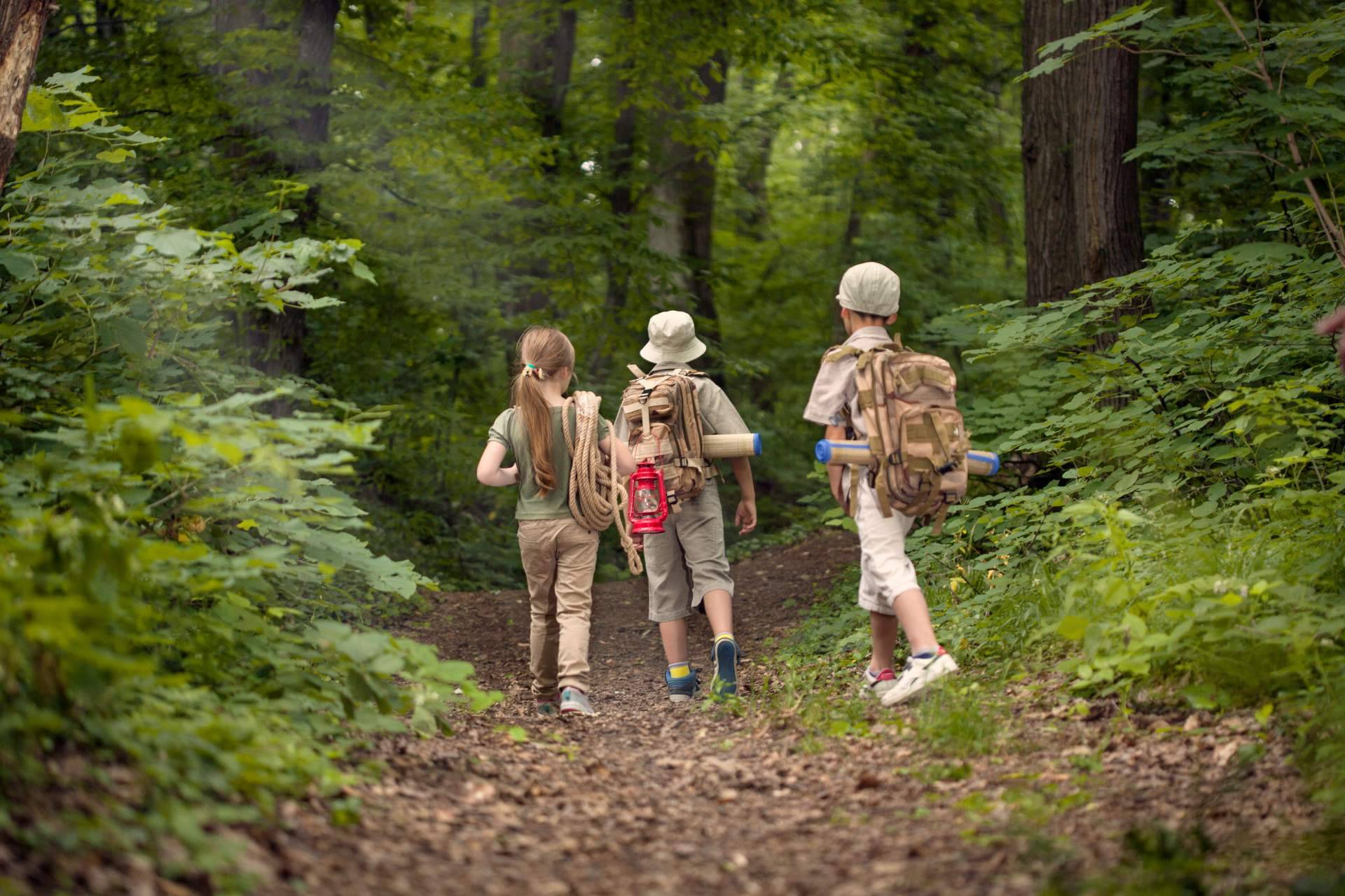 Organizar viajes de fin de curso con monitores con la agencia española Natuaventura