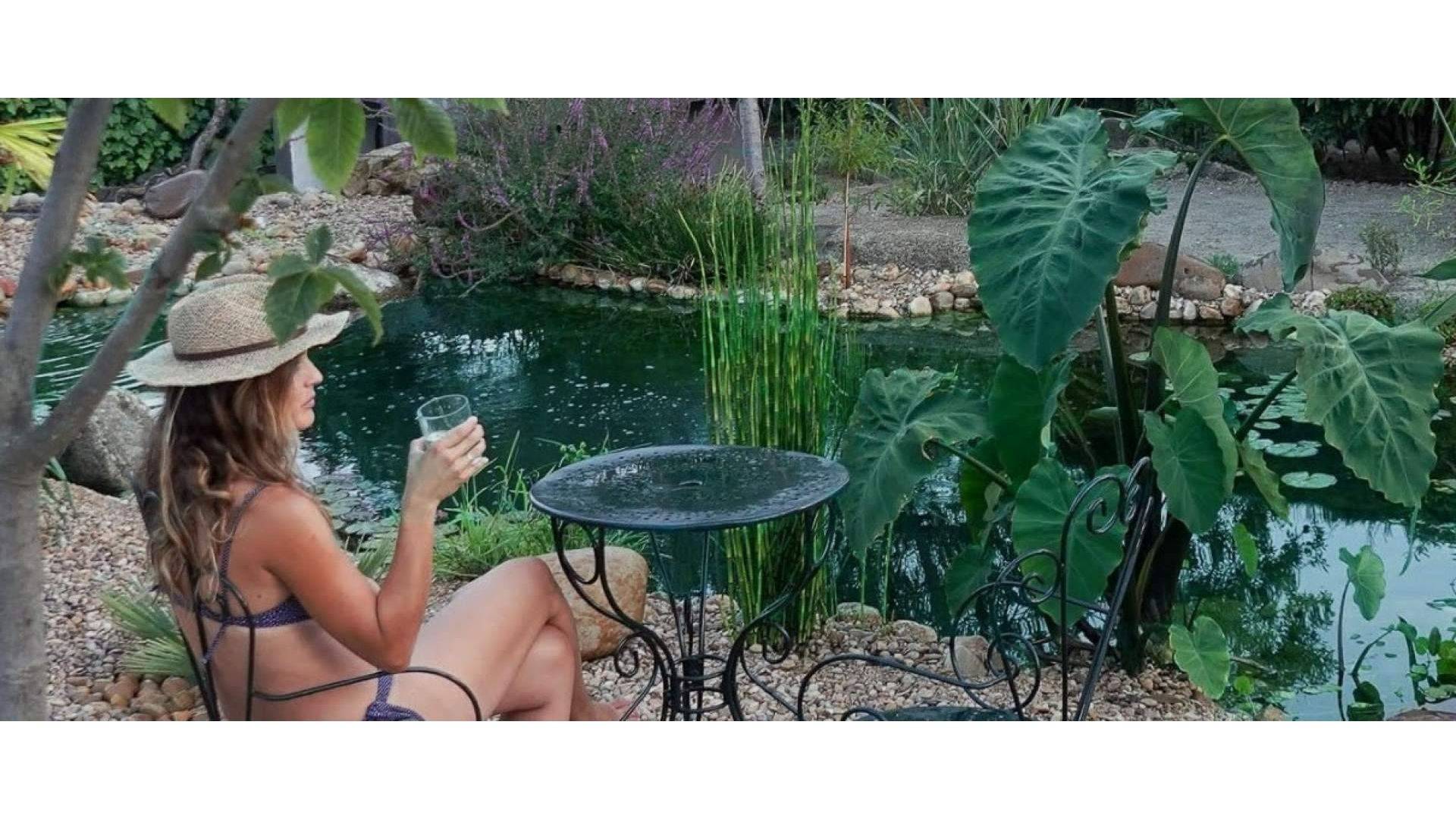 La tendencia de las piscinas ecológicas, según plantasyestanques.es