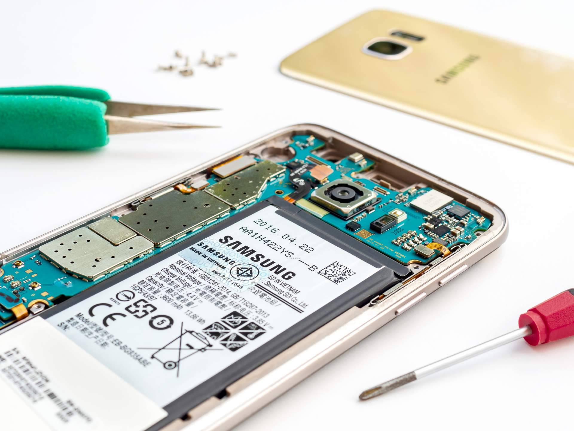 Repuestos Tic ofrece reparaciones teléfonos Samsung
