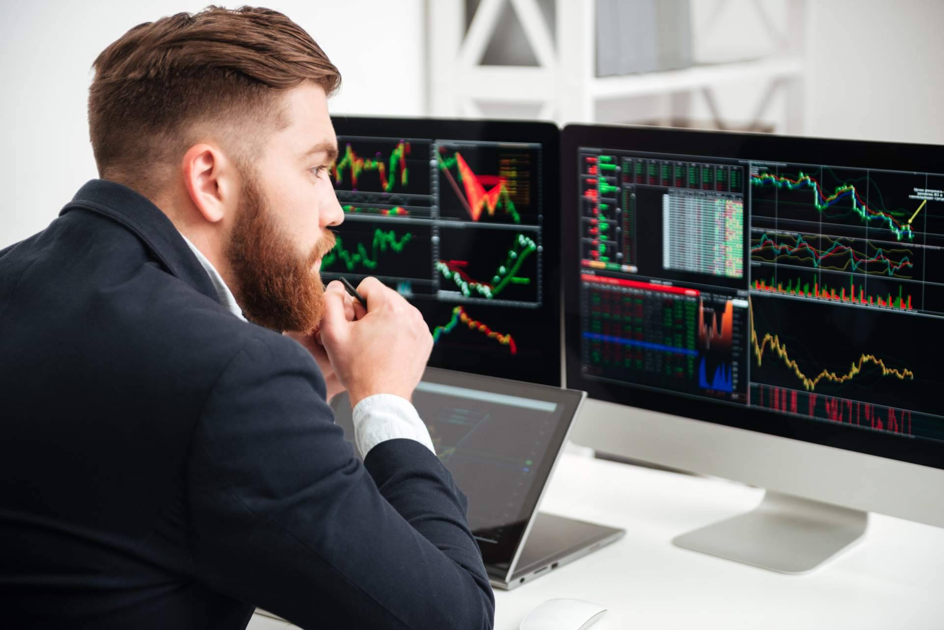 Aprender a leer los signos del trading institucional con Área de Inversión y su curso Rompimiento en la Zona Mastery