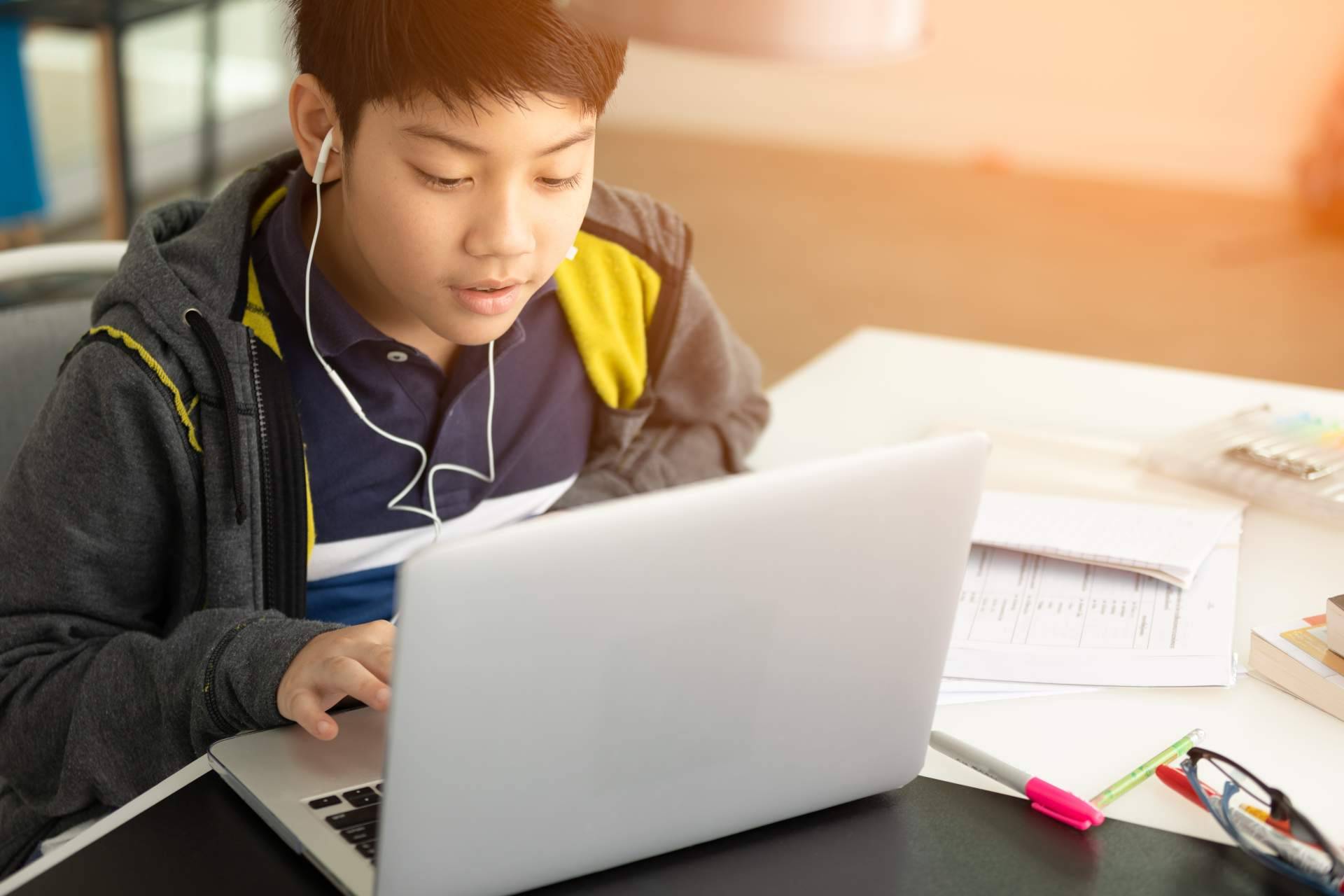 ¿Por qué deberían aprender programación también los niños? Los motivos de Code Brain