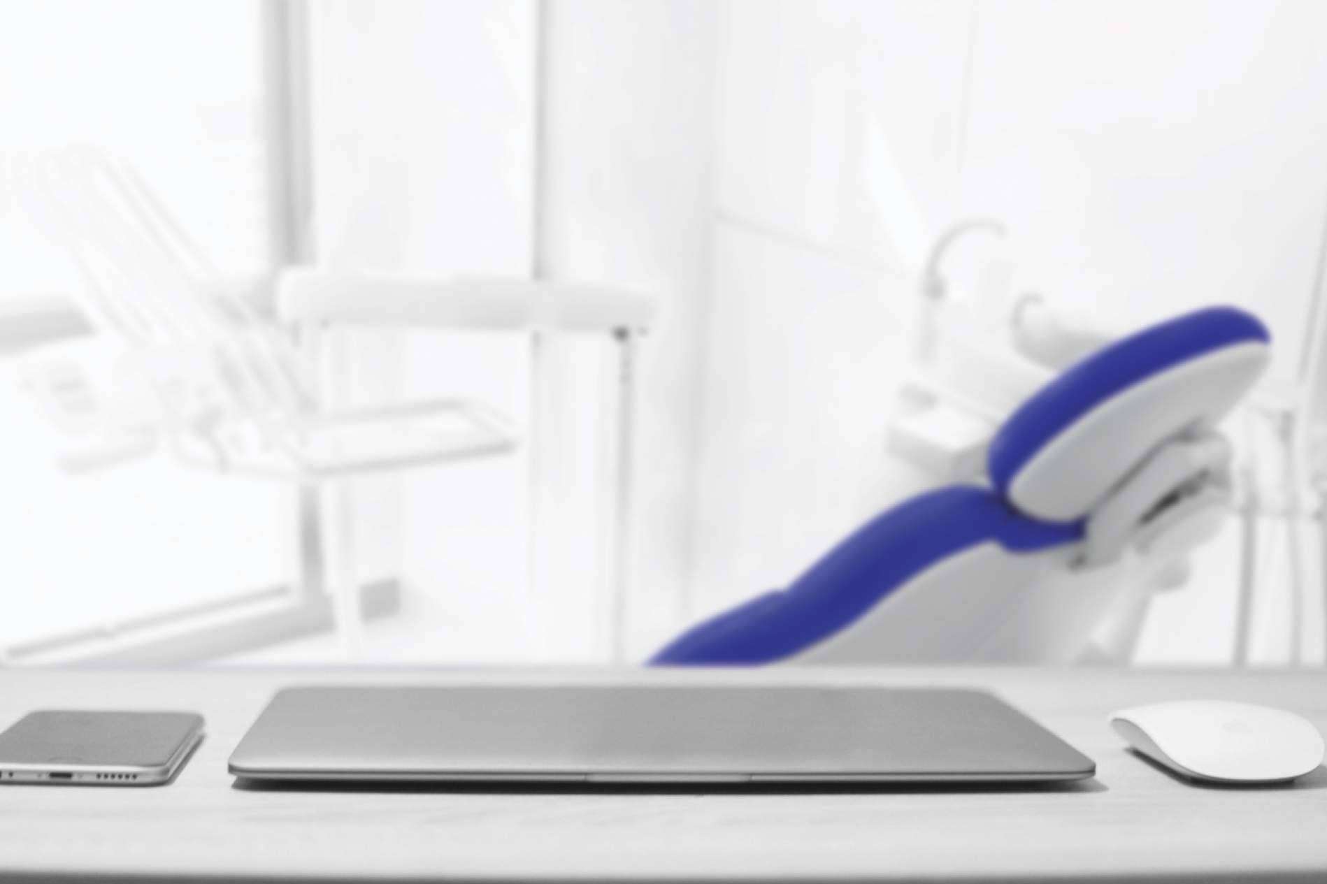Mejorar la gestión de una clínica dental mediante los consejos de AESINERGY