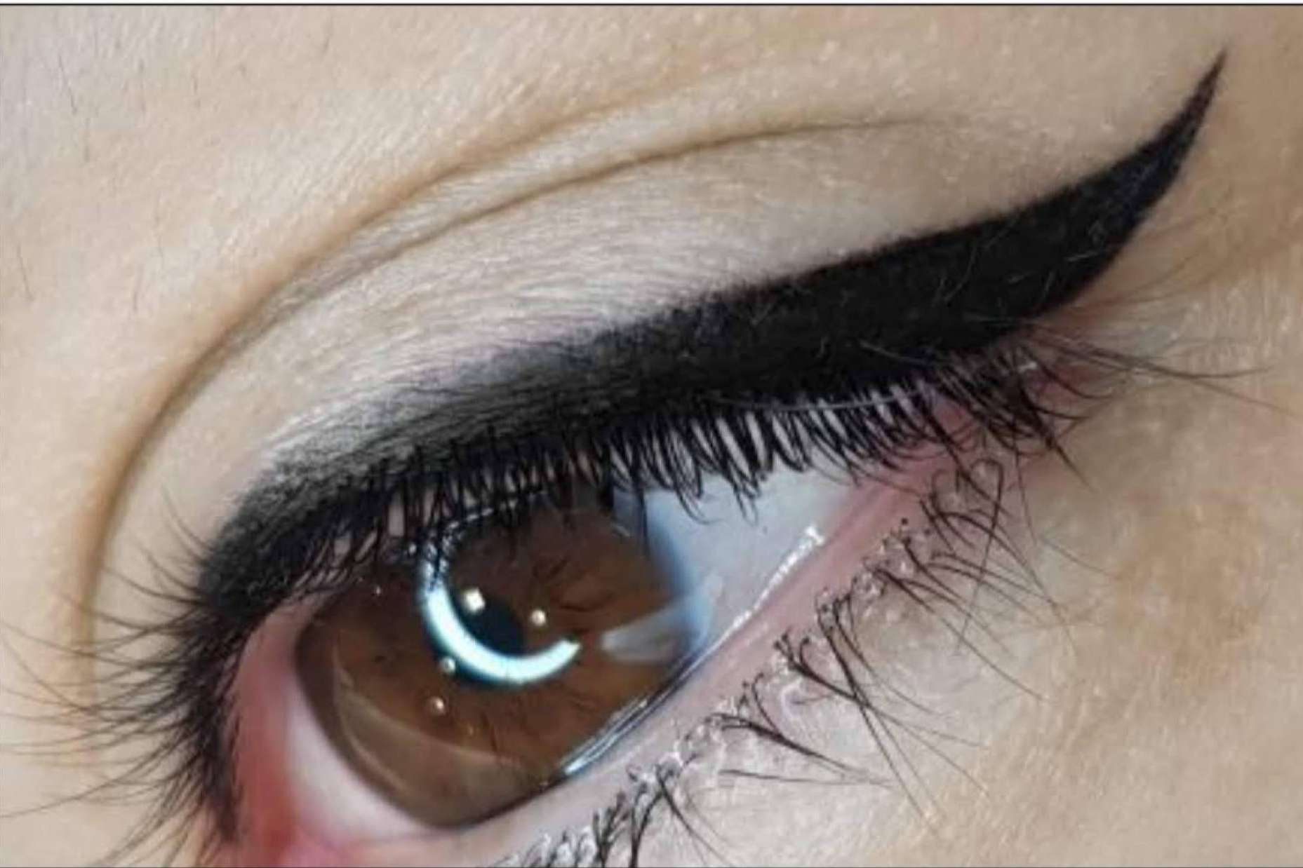 Cursos de microblading y micropigmentación en VG Virginia Gómez