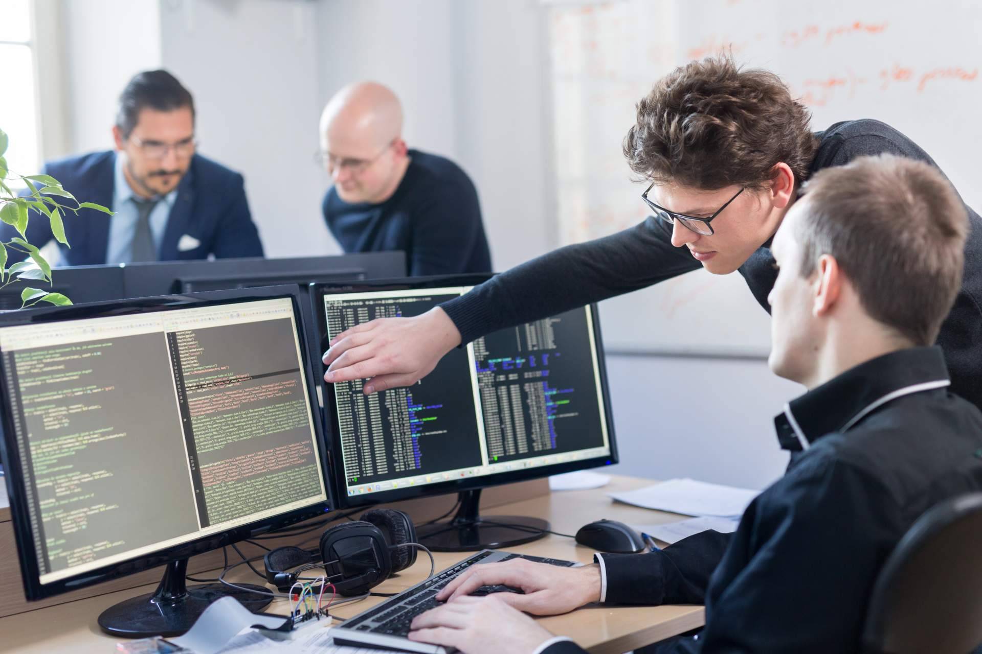 Los trainings y bootcamps para programadores que organiza OXYGEN Academy