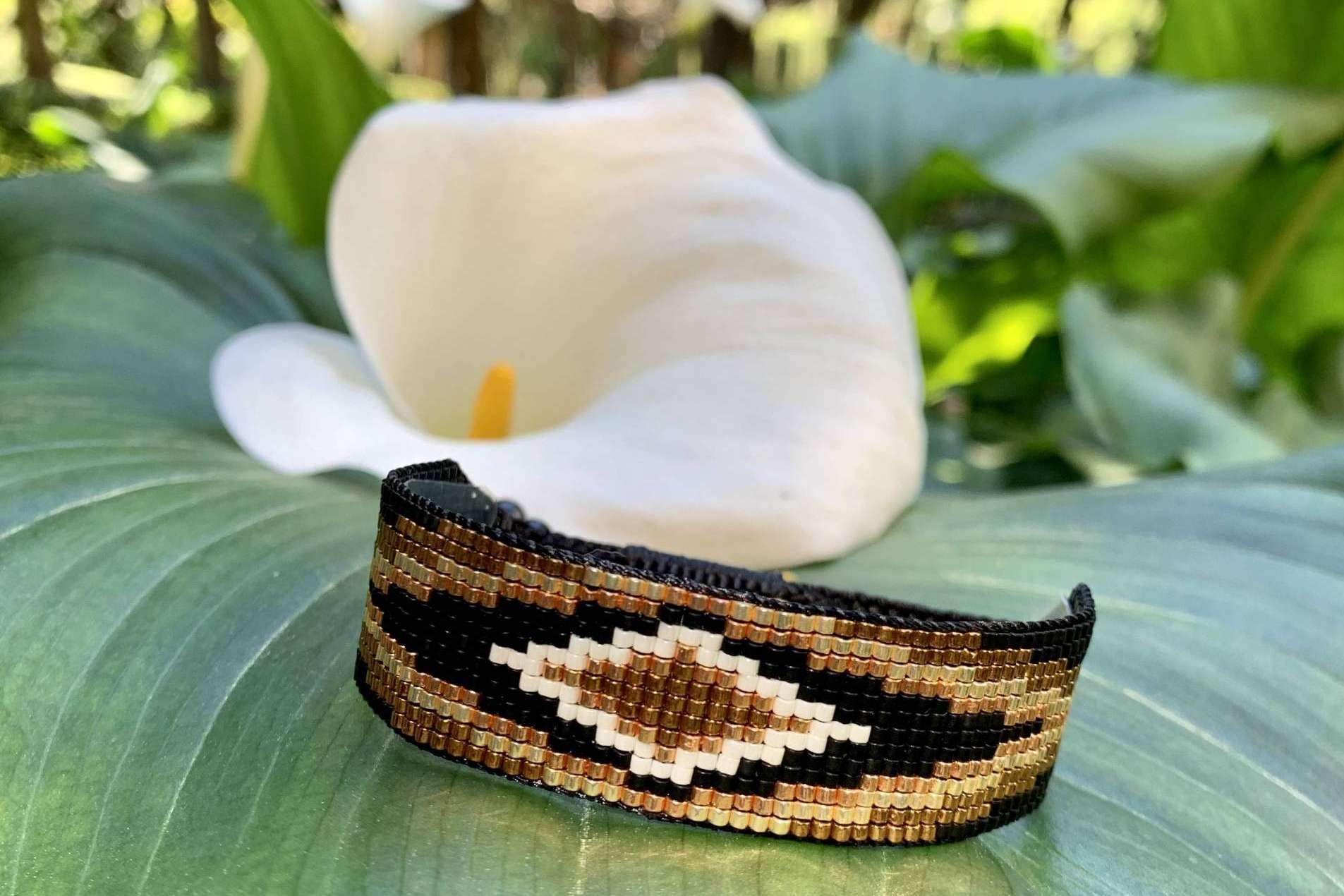 Dkary, un proyecto solidario impulsado a través de las pulseras artesanales elaboradas 100% con cristales Miyuki