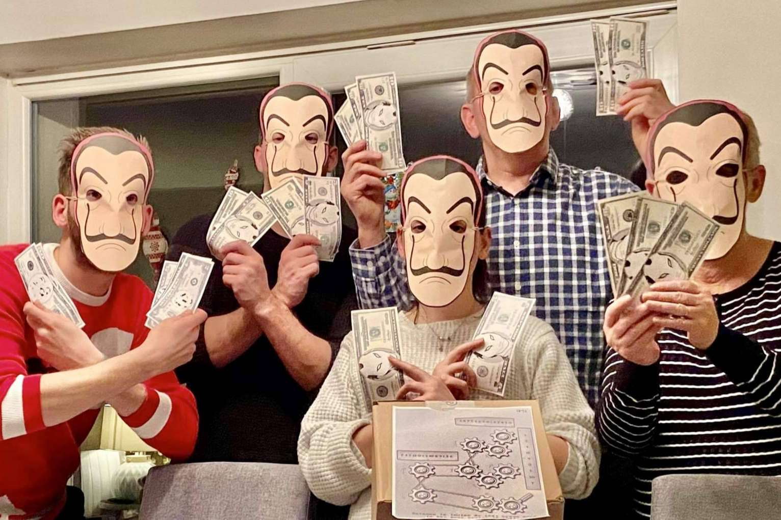 Celebrar el día de Año Nuevo con los Escape Rooms para evadirse desde casa