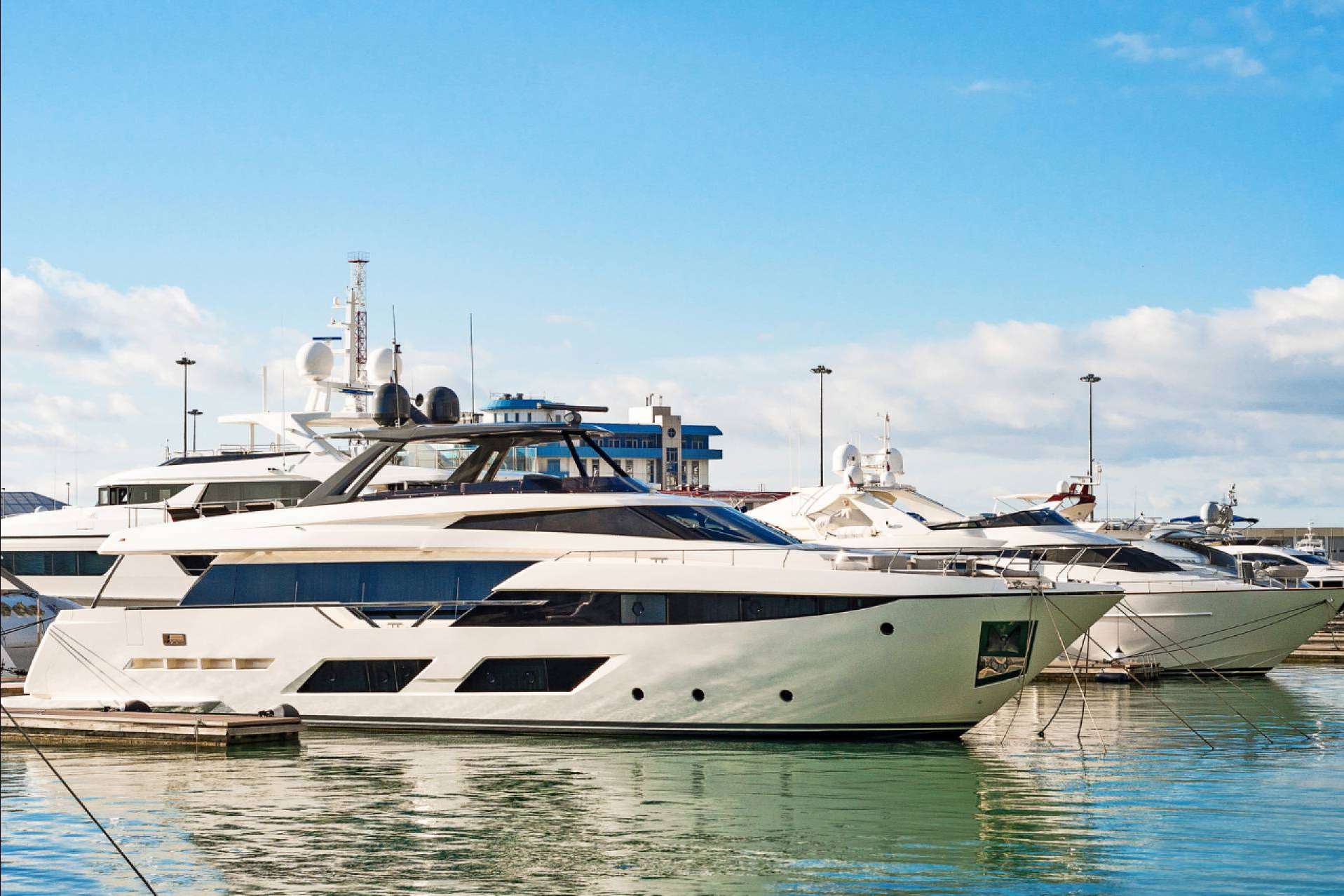 Los beneficios de pasar unas vacaciones en un barco alquilado de Espai Nautic