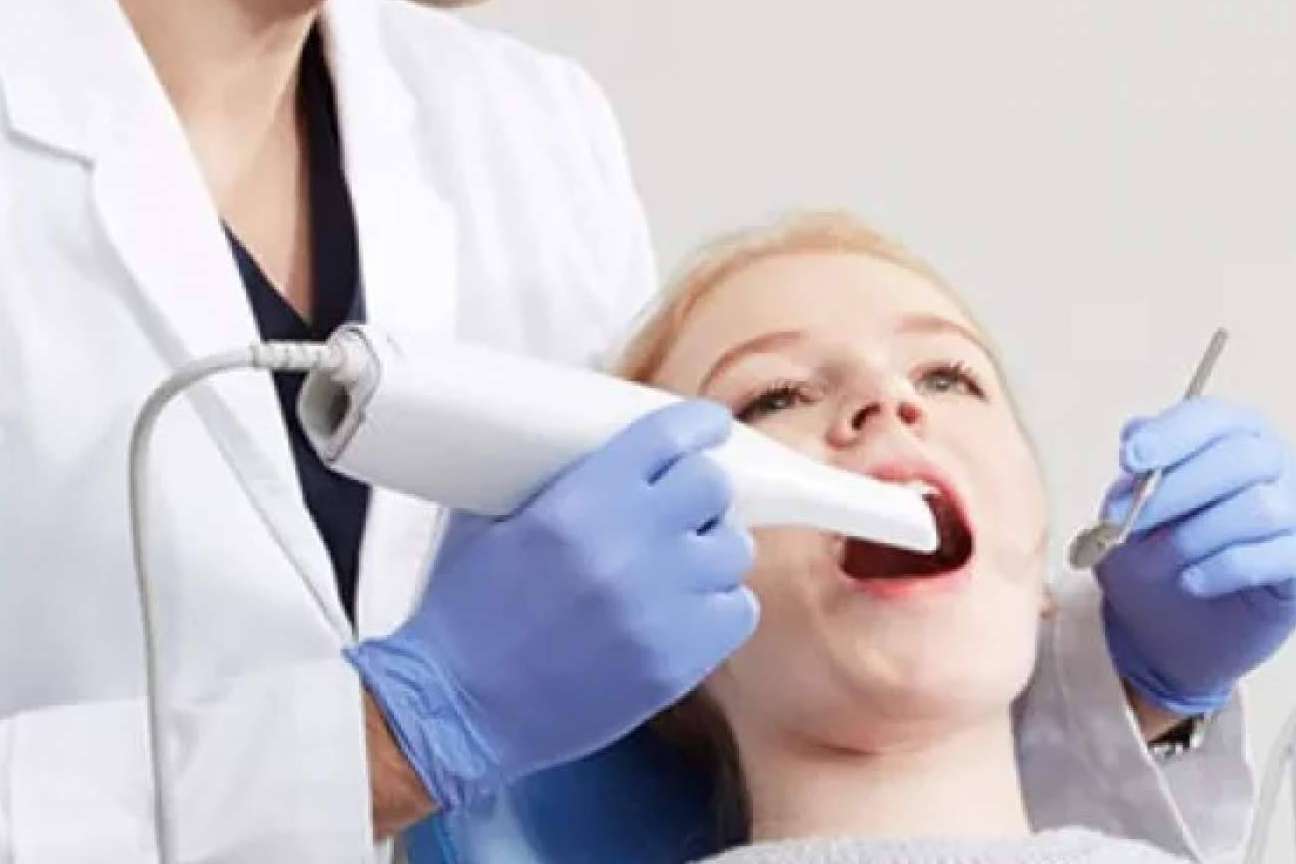Dentinova ofrece coronas dentarias impresas con tecnología 3D en una hora