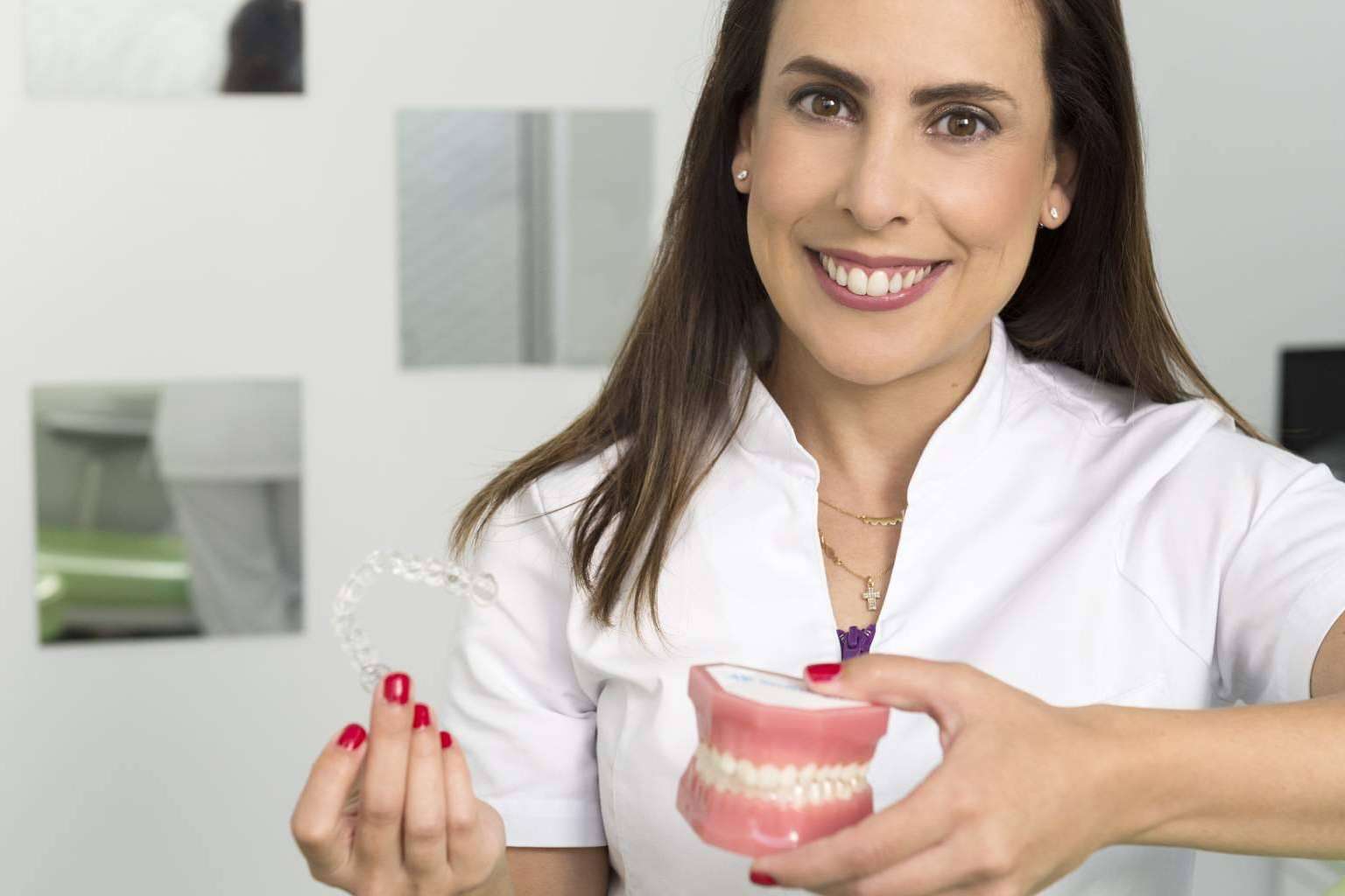 Ortodoncia y ortodoncia invisible en la Clínica Paula Vidal para niños y mayores