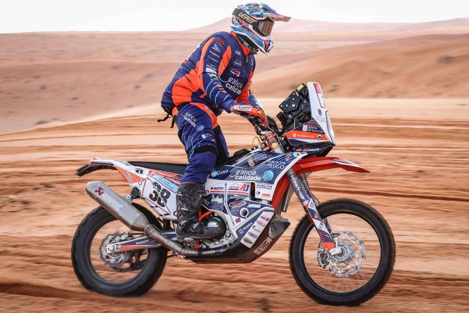 Ropa off road en el Rally Dakar personalizada, de la mano de ADHESIVOSEMBARRADOS