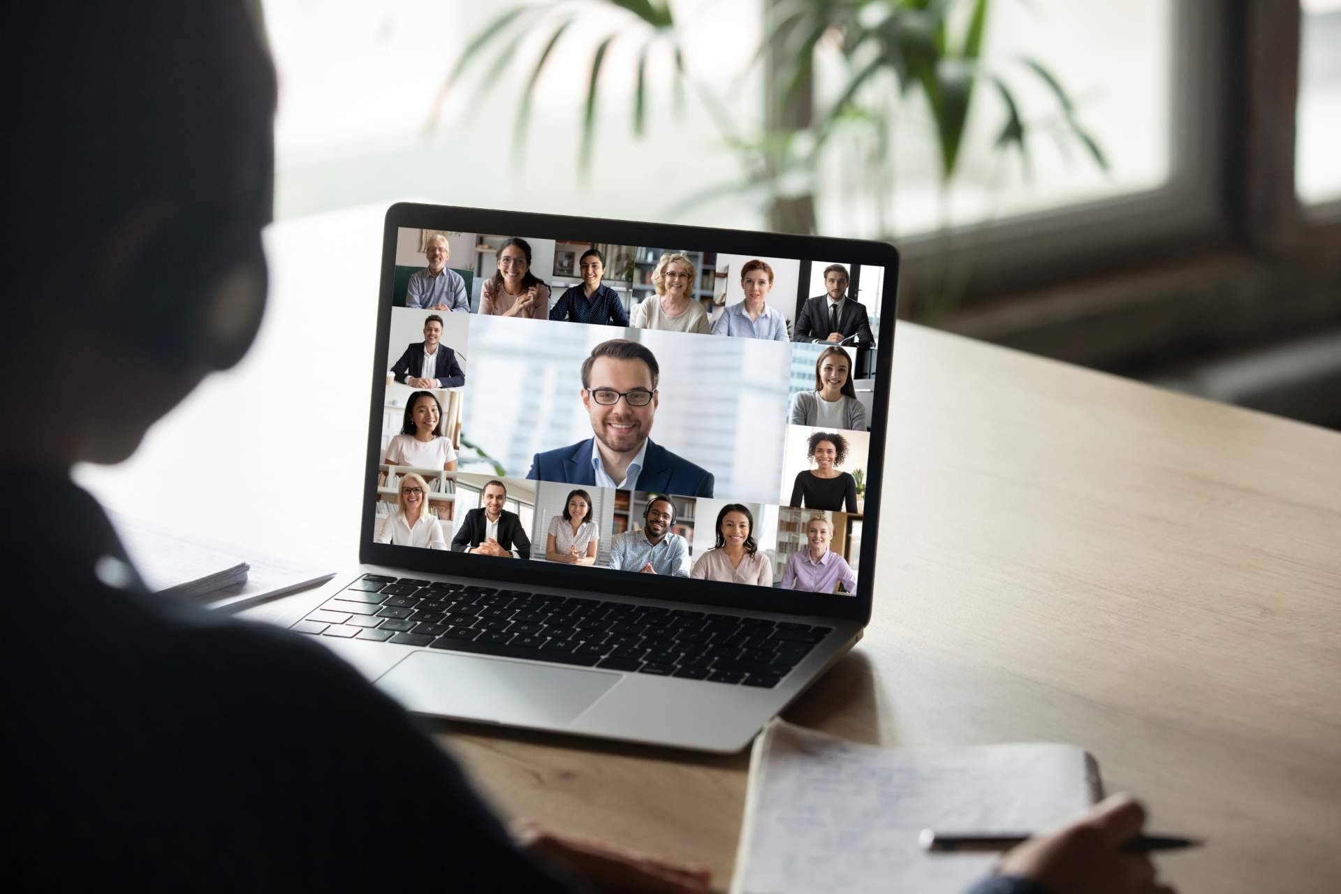 Realizar juntas de vecinos online, por Communitas