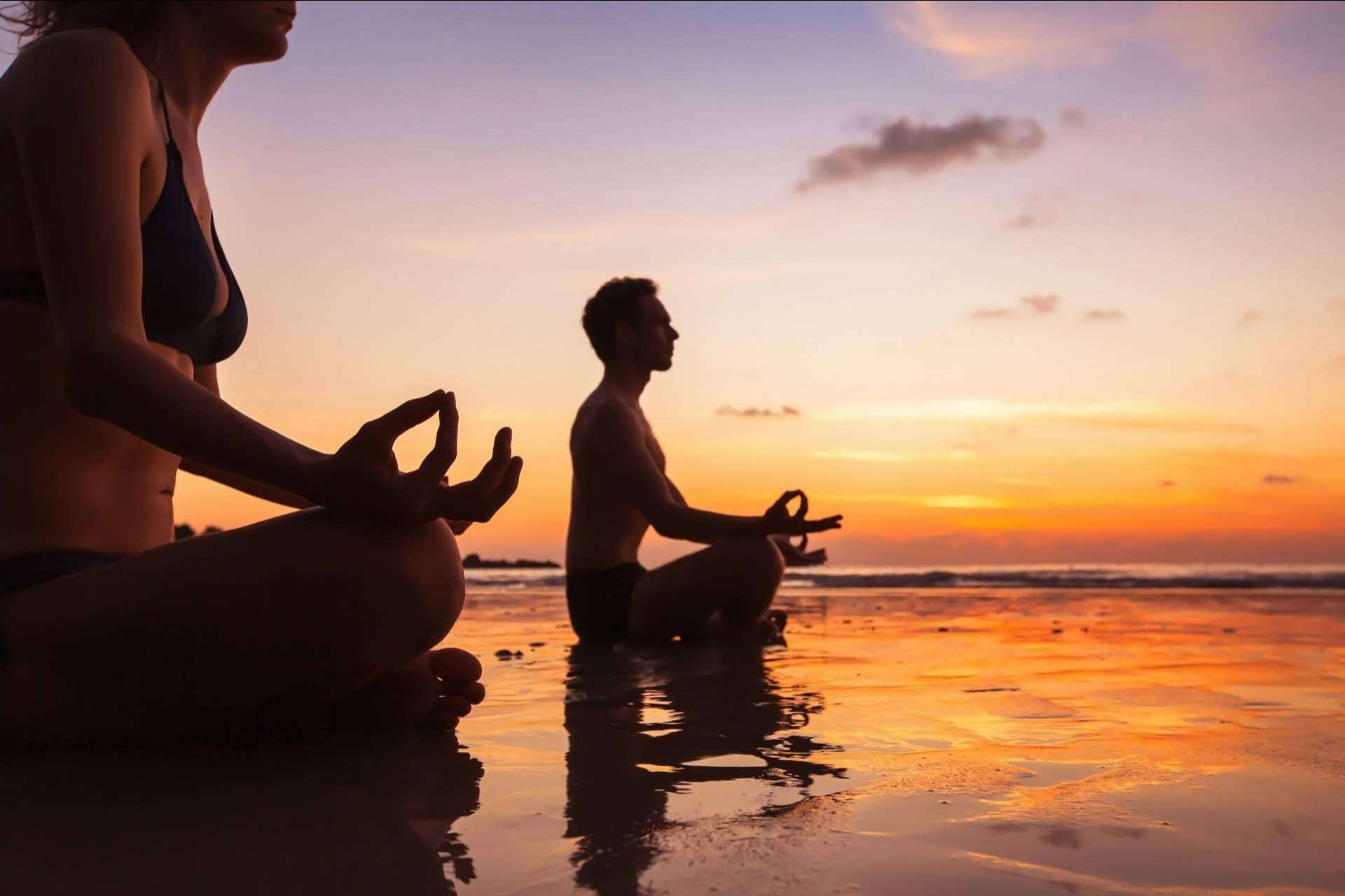 Conocer la esencia del yoga volviendo al origen de la mano de Yoga India