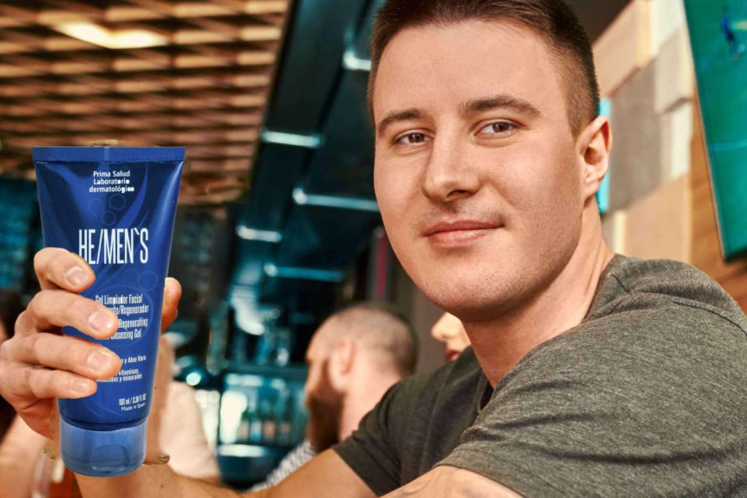 PrimaSalud presenta el gel limpiador facial HE/Men’s que revitaliza y regenera el cutis masculino