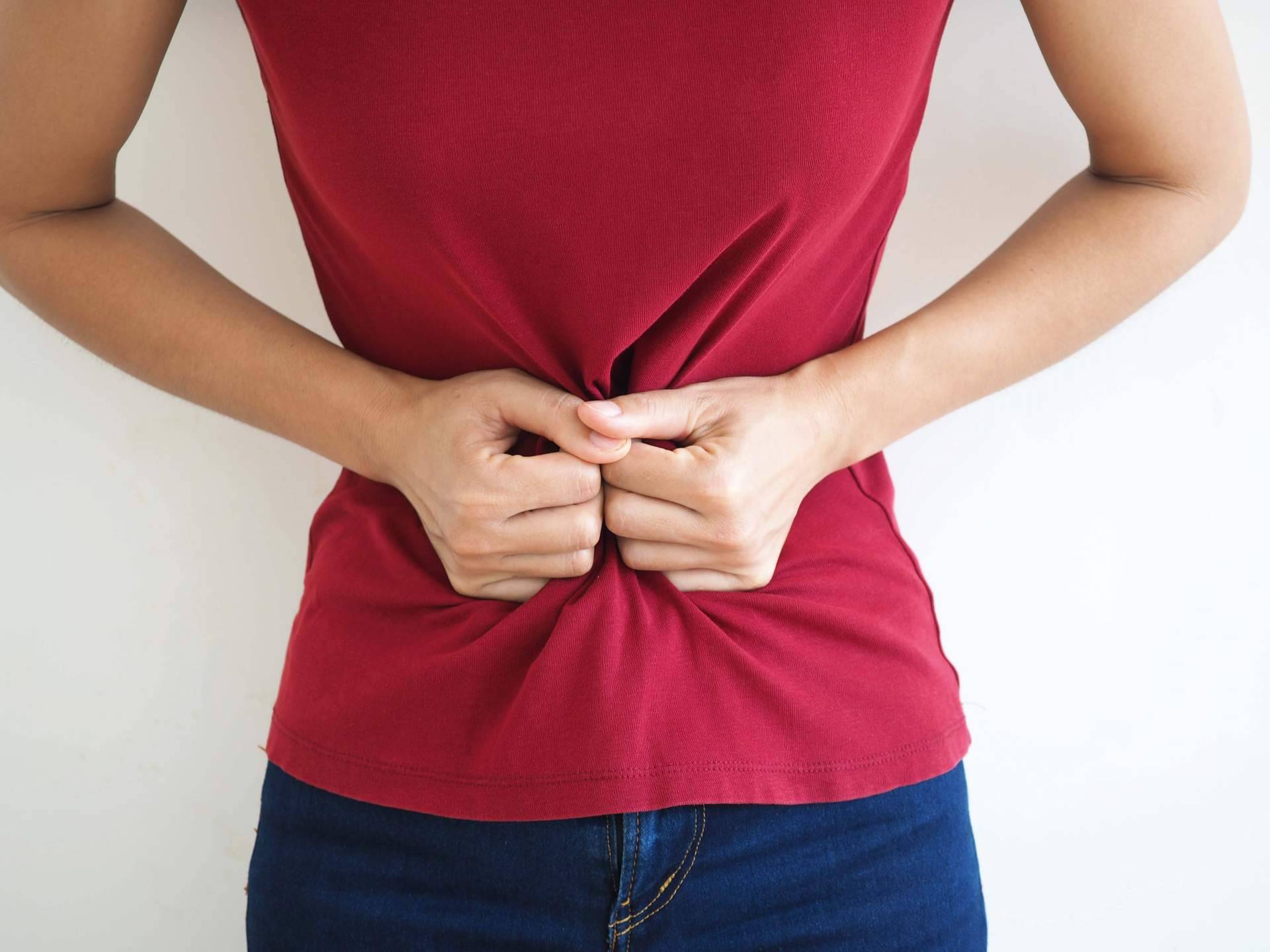 ¿Cuáles son las ventajas de la cirugía laparoscópica en la hernia inguinal?, por el Dr. Enrique Mena del Río