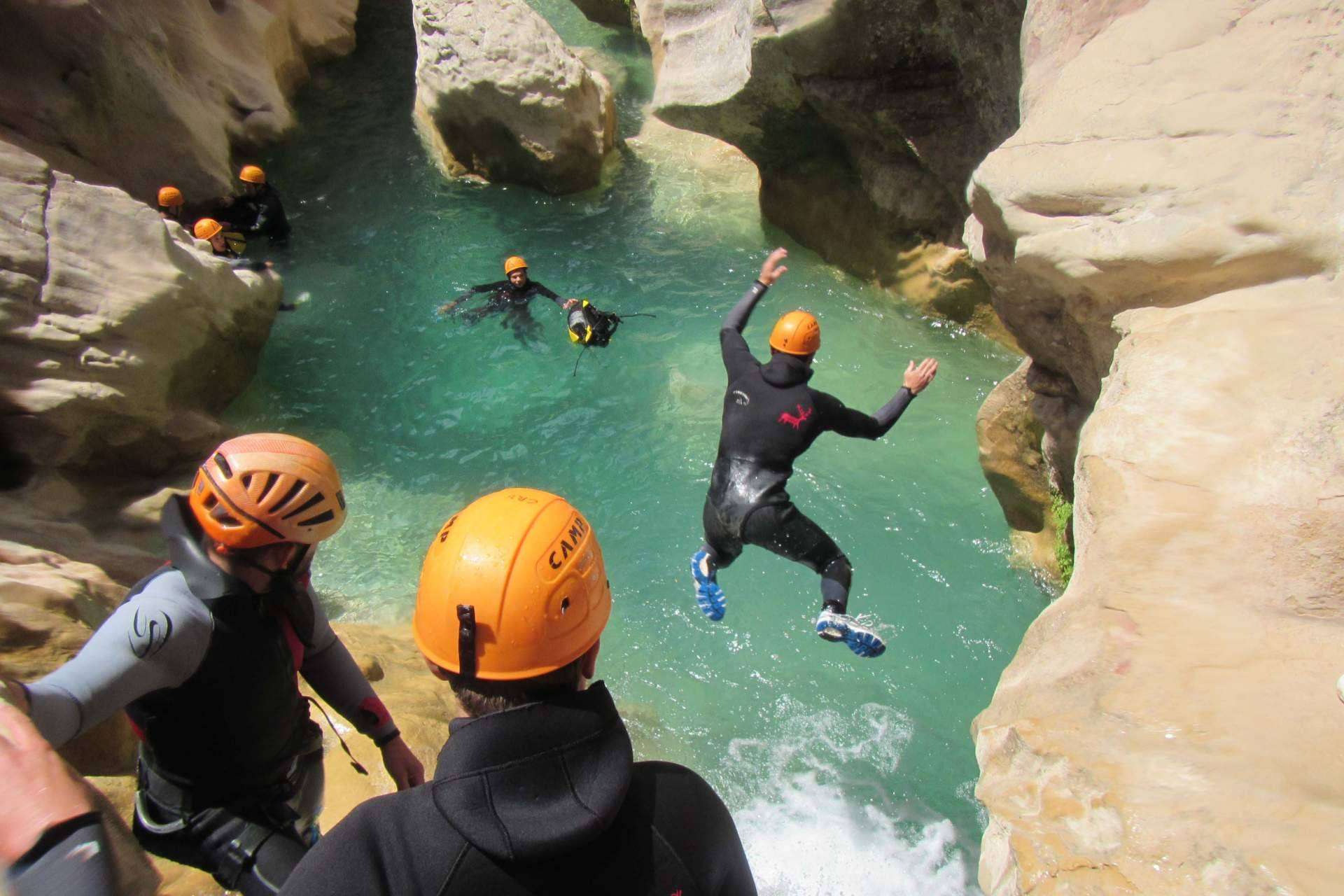 Rumbo Aventura y sus propuestas de barranquismo en Sierra de Guara