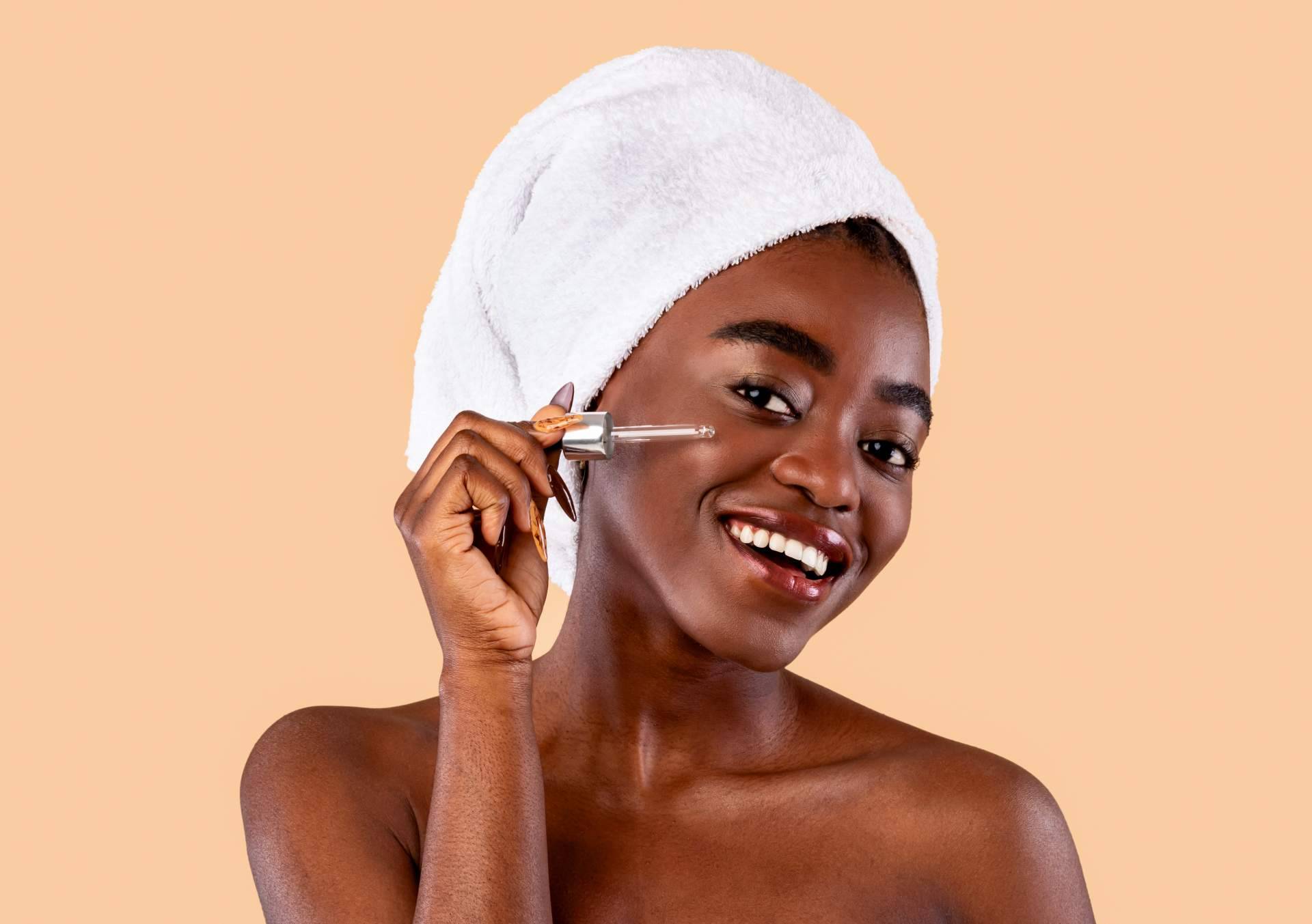 Los beneficios del retinol para la piel expuestos por la farmacia Laura Garín