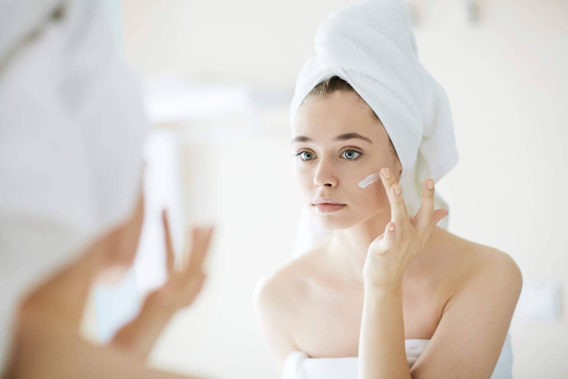 Farmacia Laura Garín dispone vía online de la marca cosmética Medik8