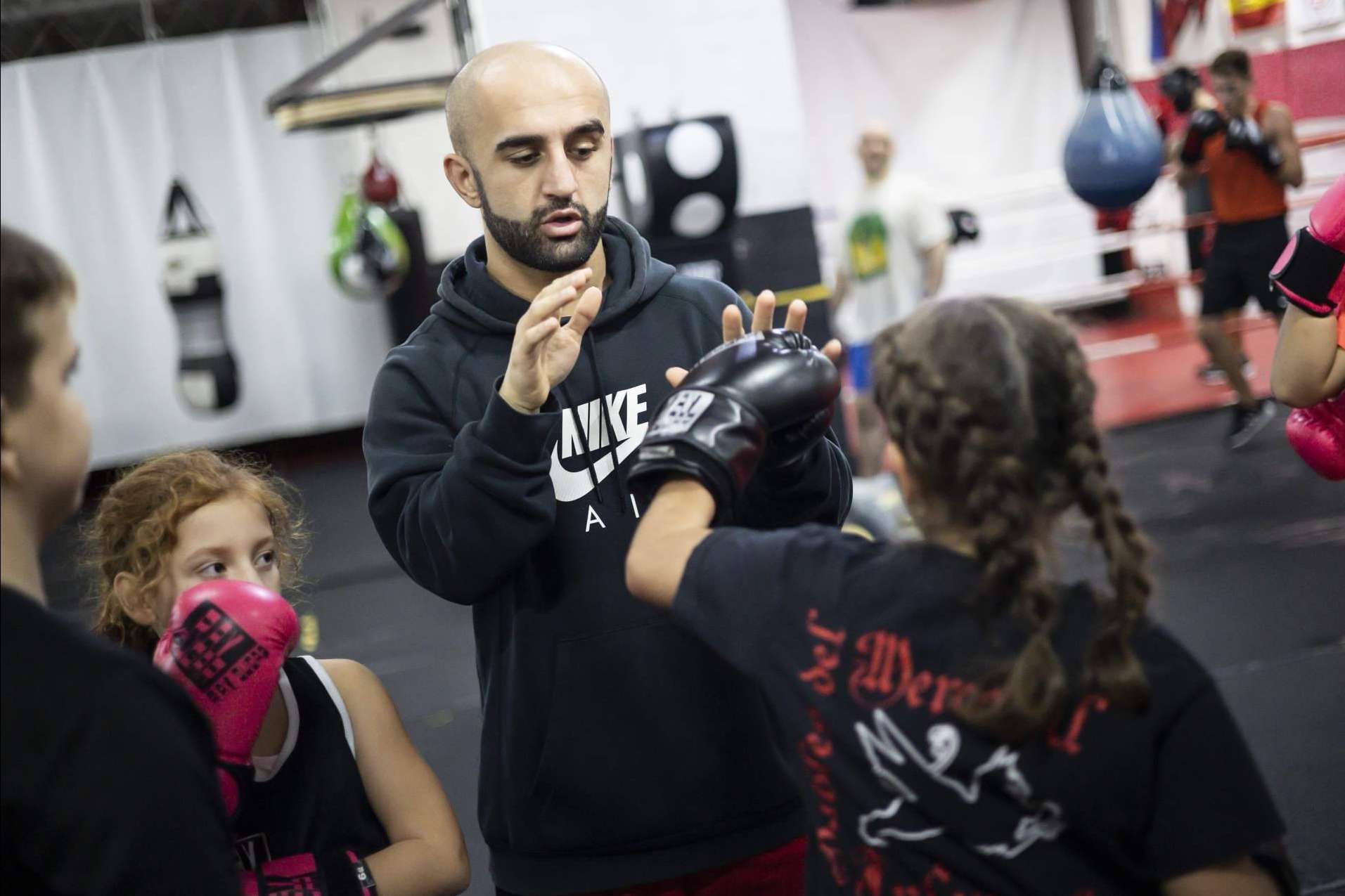 ¿Por qué la gente elige Club de Boxa Iberia para entrenar boxeo?