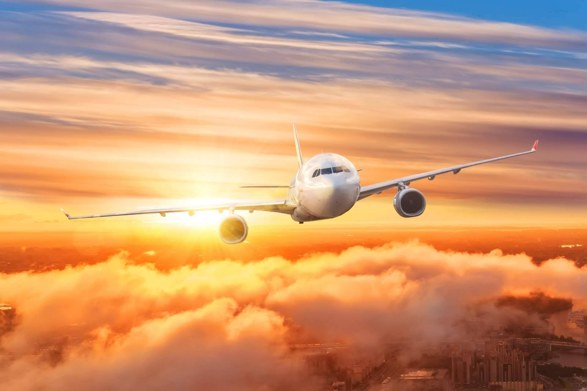 ¿Cómo funcionan los servicios de aparcamiento que ofrece Car and Fly Garage en el aeropuerto de Barcelona?