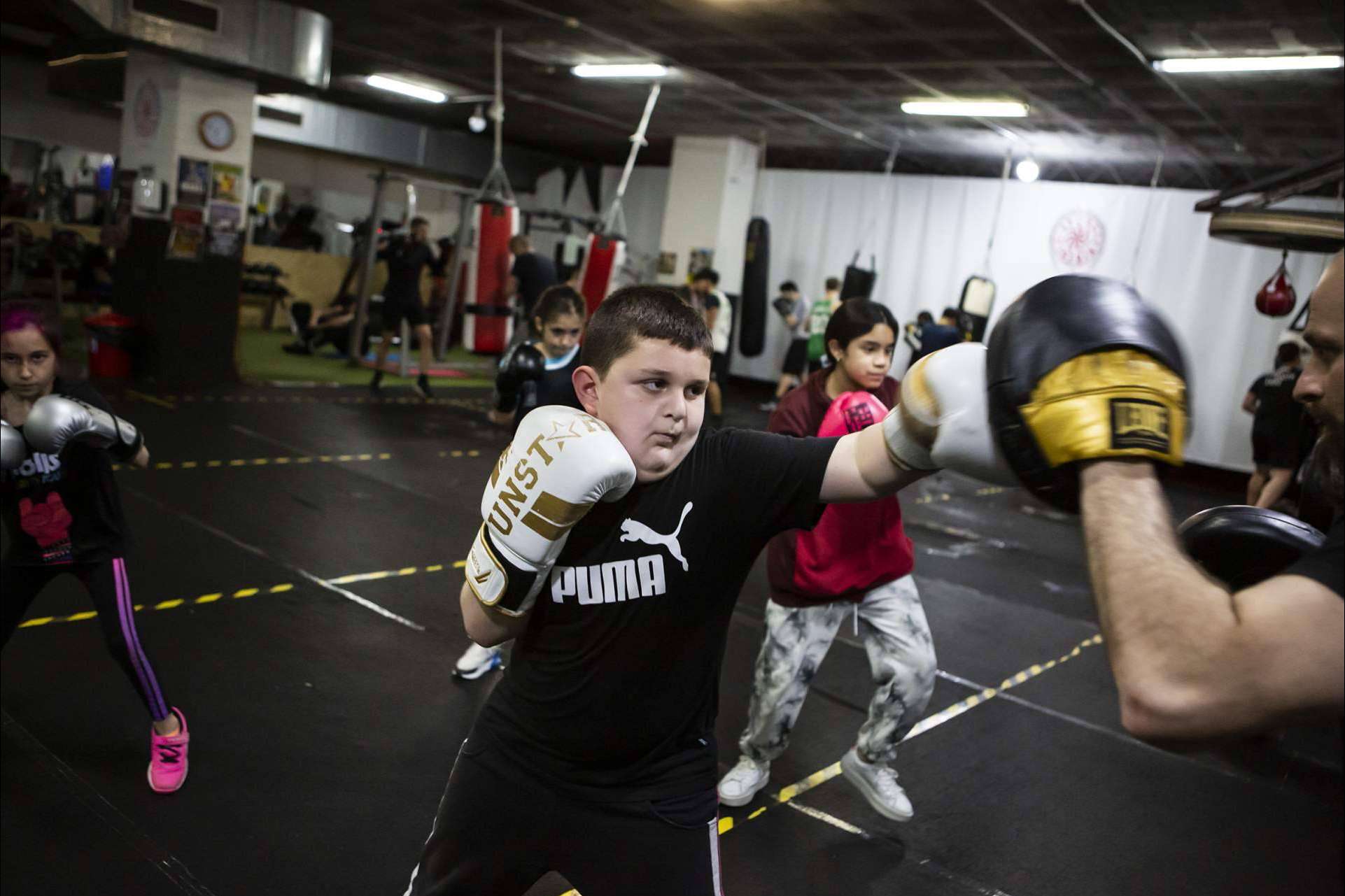 Boxeo infantil y educativo con Club de Boxa Iberia