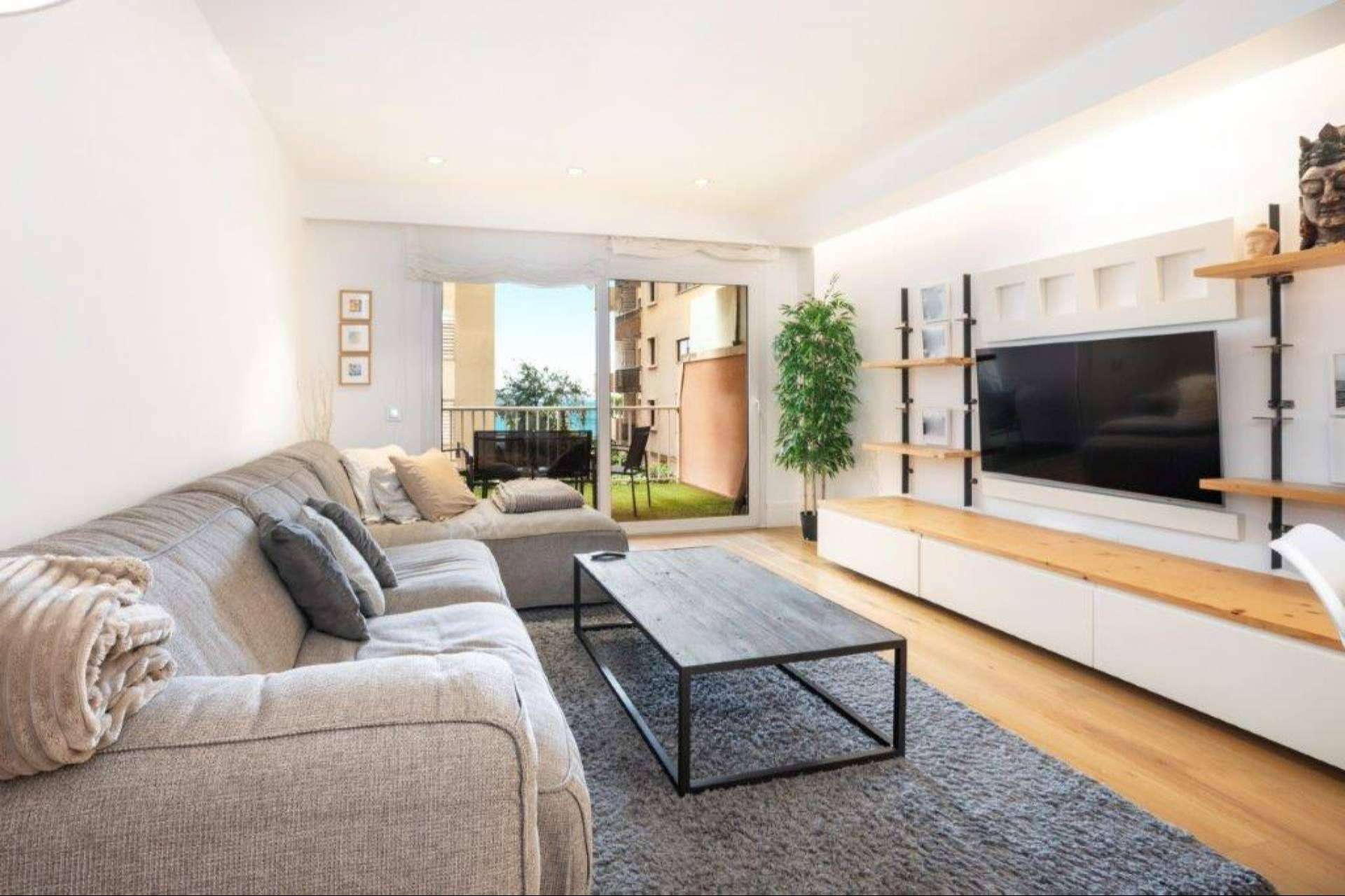 Adaptar las propuestas a cada cliente, la apuesta de la inmobiliaria internacional Rega International Realty