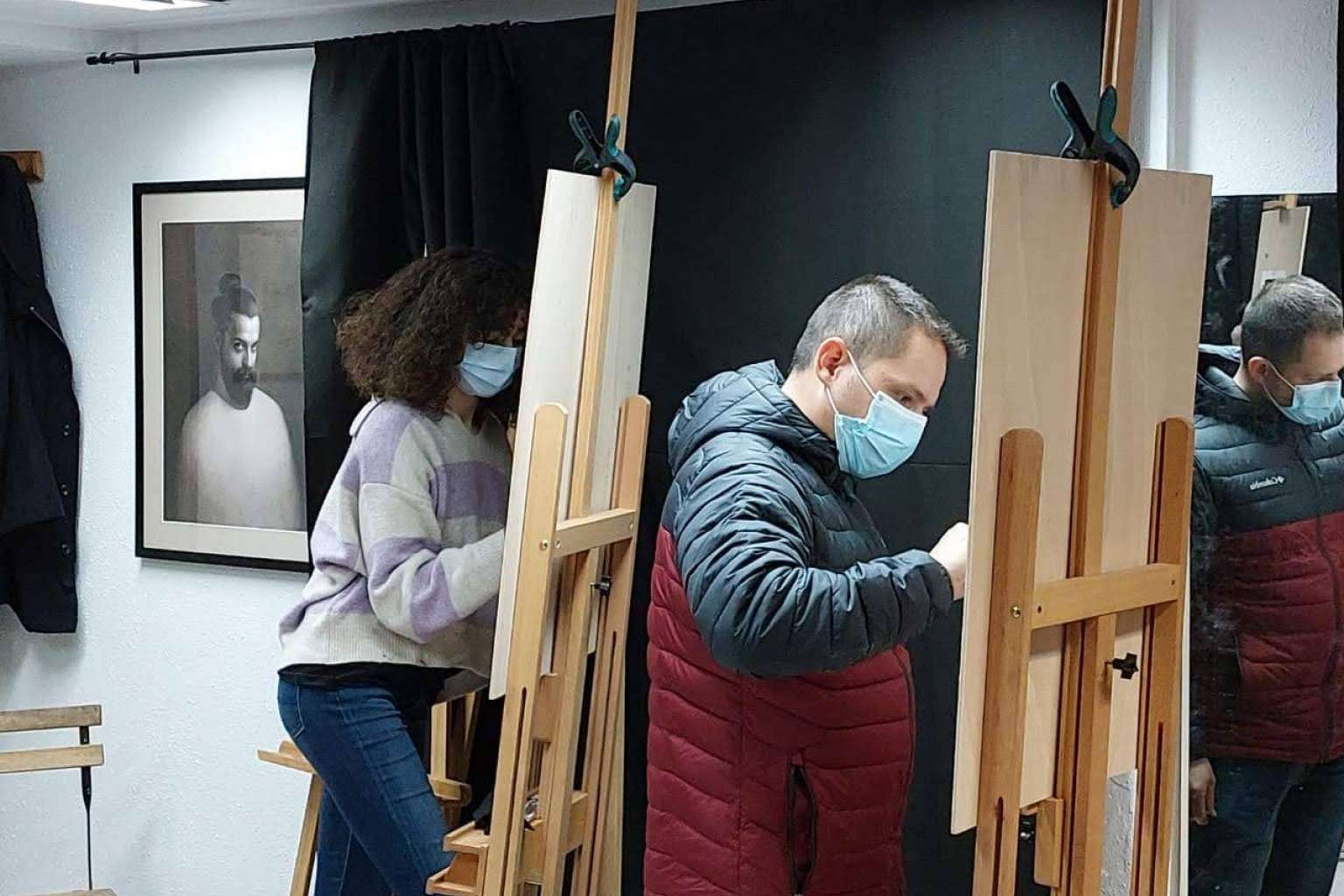 Convertirse en artista a través de los cursos intensivos para adultos en la academia de dibujo y pintura Estudio Ilógico