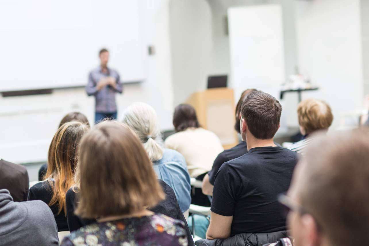 Hacer TFG y su guía para saber qué estudiar en las diferentes universidades españolas