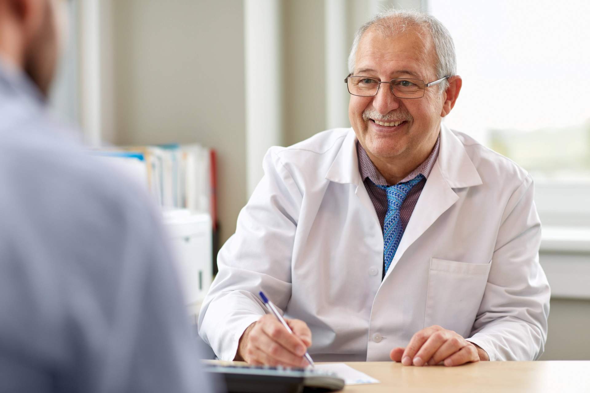 ¿Cómo encontrar al experto en urología perfecto para cada caso? Uromedics