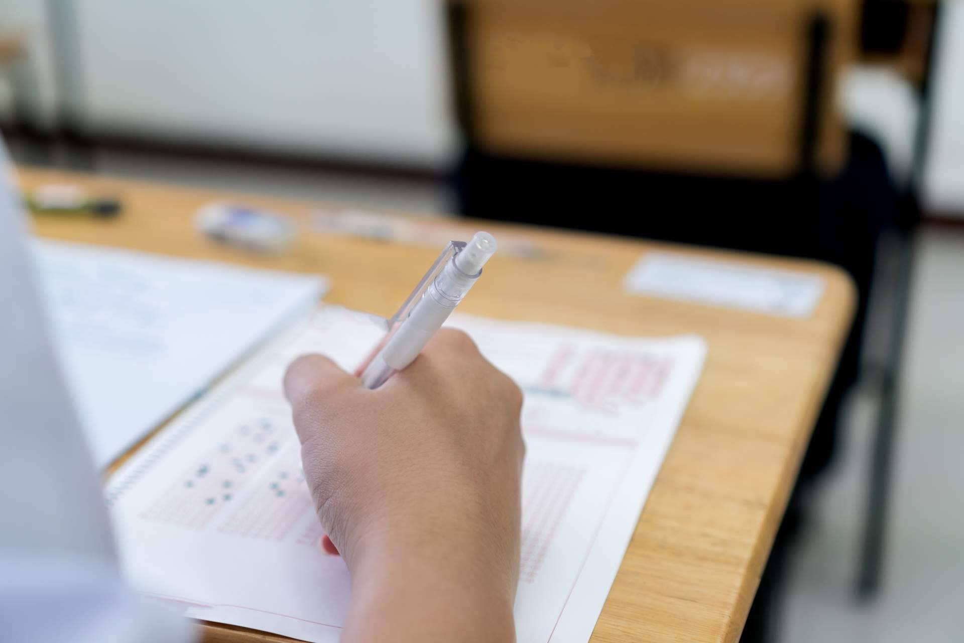 Una de las academias de oposiciones líderes en porcentaje de aprobados online es ENSAL