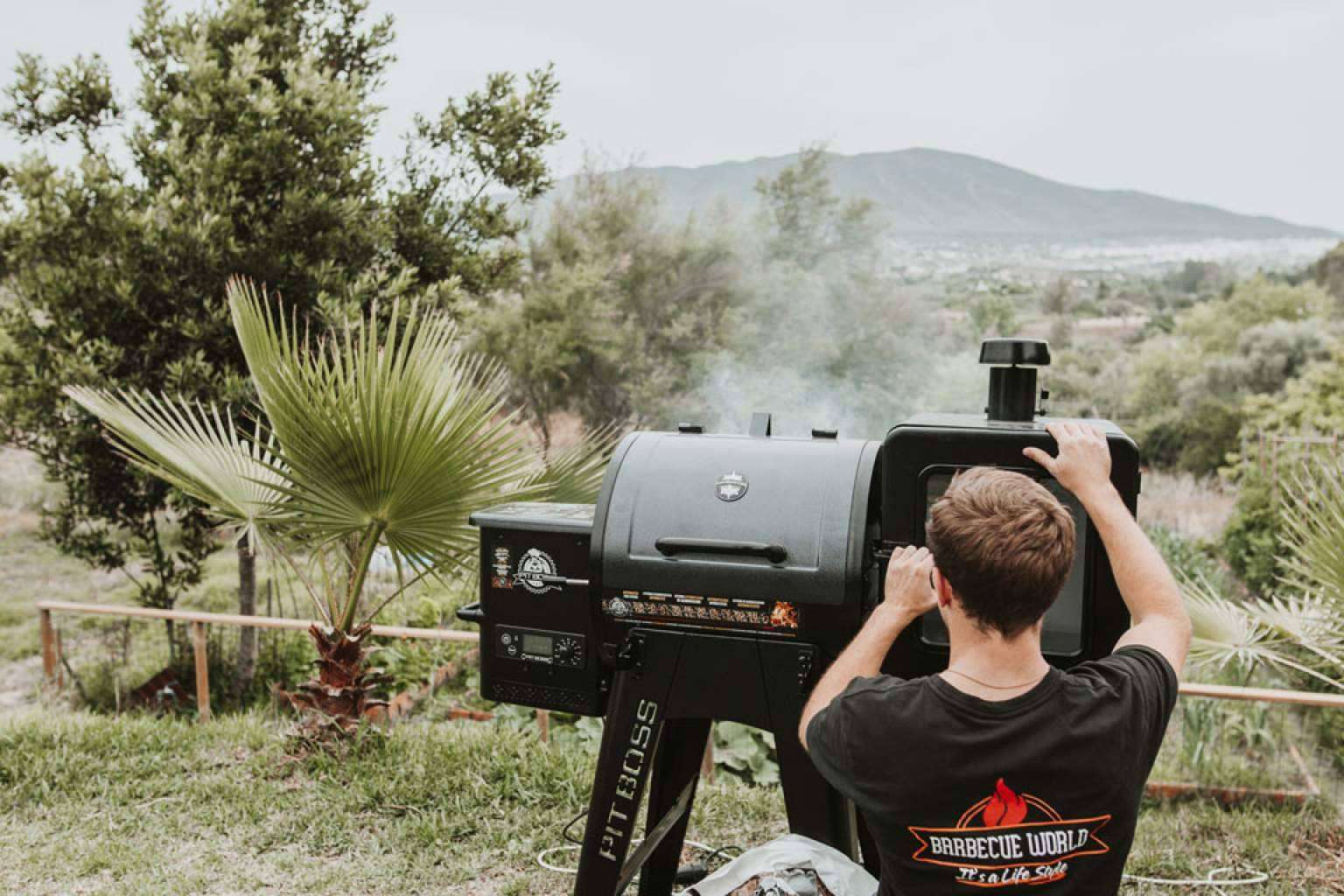 Los beneficios de las barbacoas de pellets al cocinar con fuego indirecto