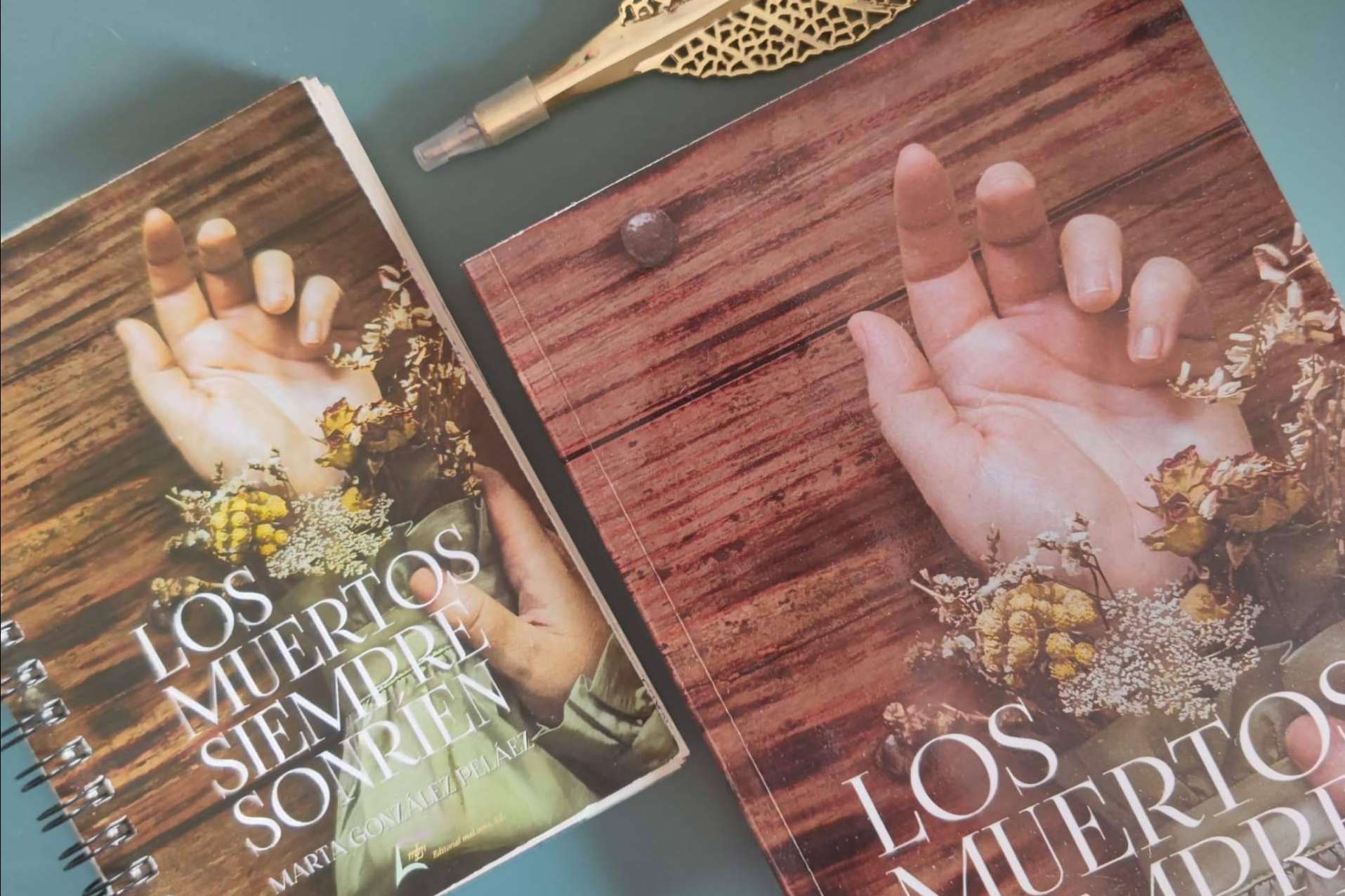 Aquellos que creen que no les gusta la historia pueden leer la novela Los muertos siempre sonríen