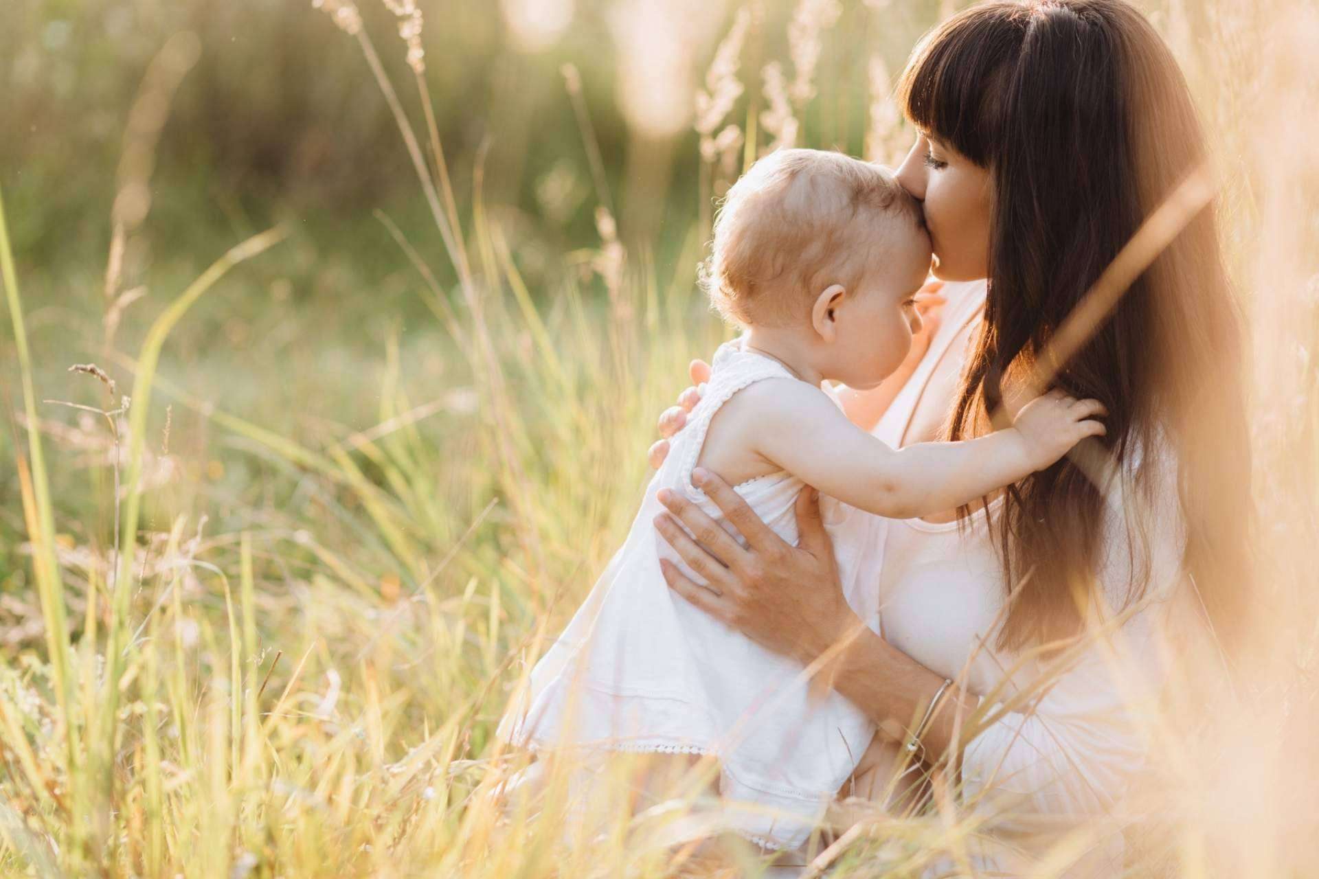 Cuidar la piel de toda la familia con la cosmética 100 % orgánica de DHYVANA