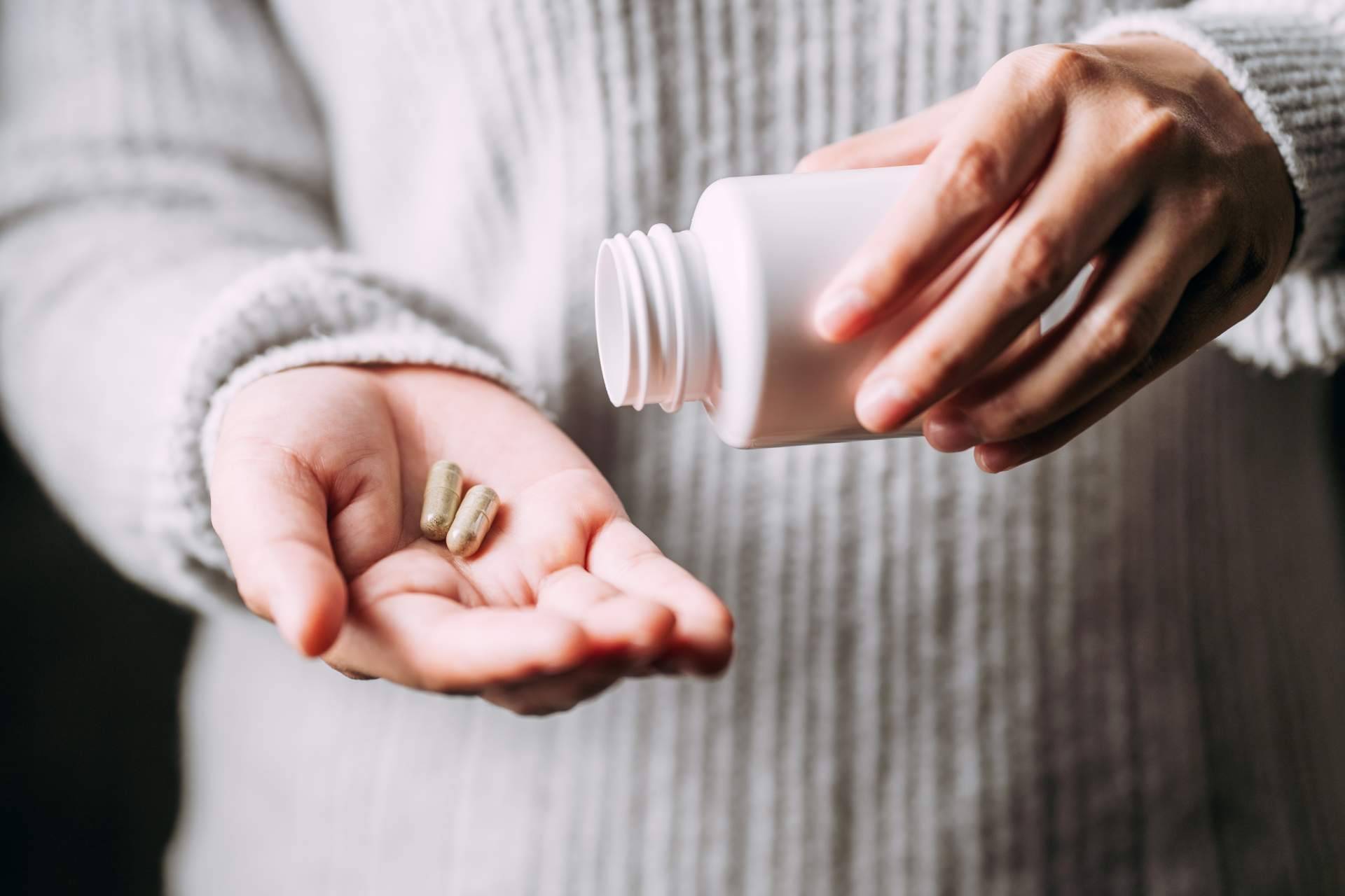 Todos los detalles sobre el complejo vitamínico vegano de Beverly Nutrition