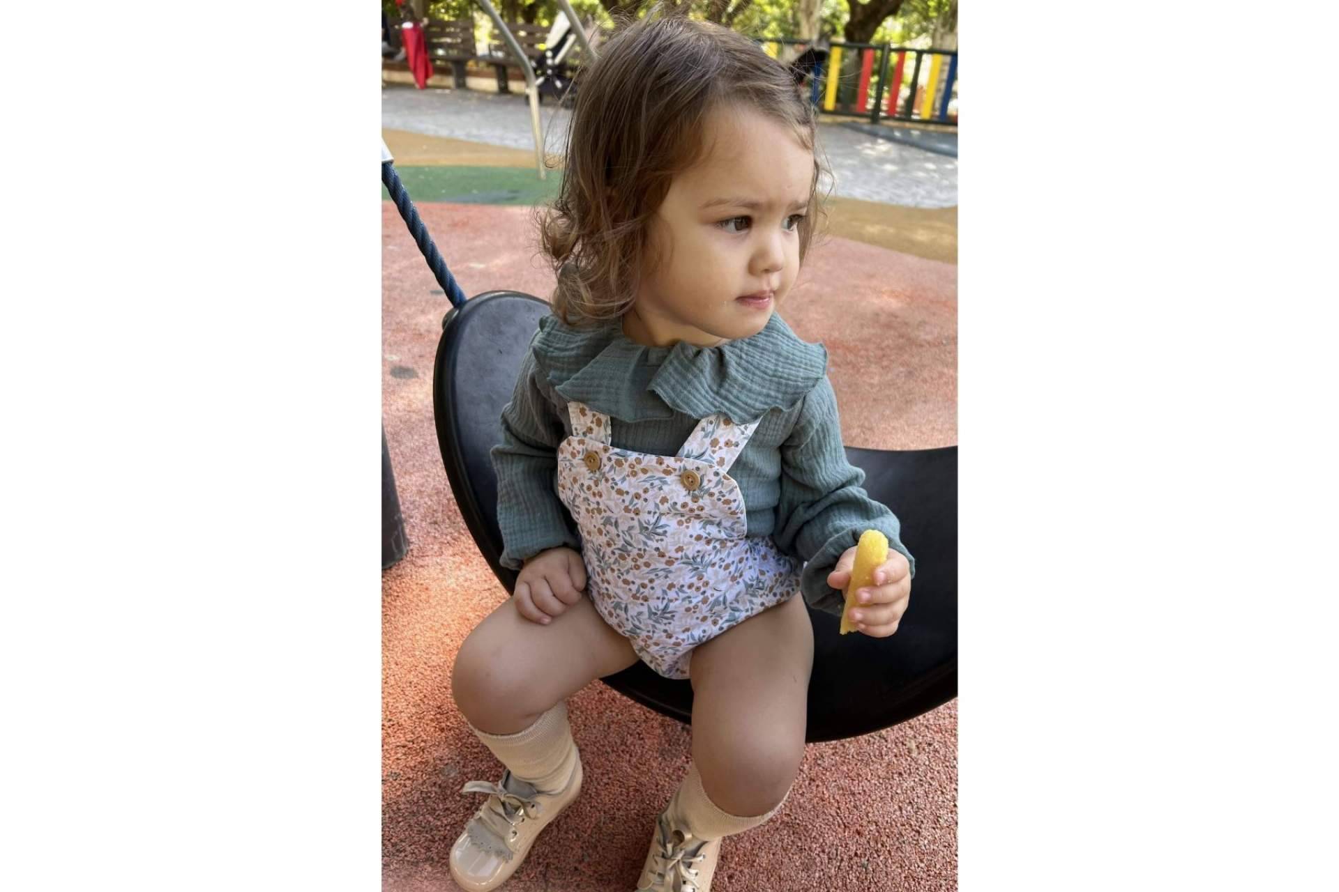El amplio catálogo de ropa para bebés y moda de Topito's Handmade Boutique