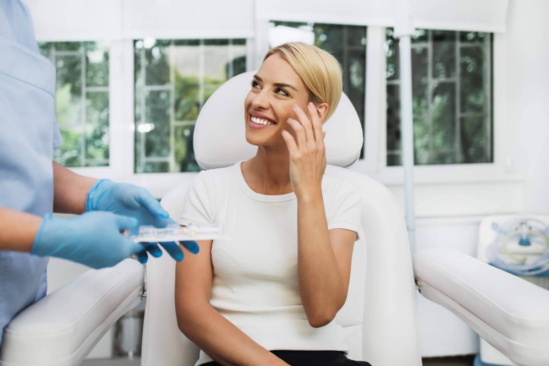 Medicina estética con Clínica Femme, una forma de verse bien