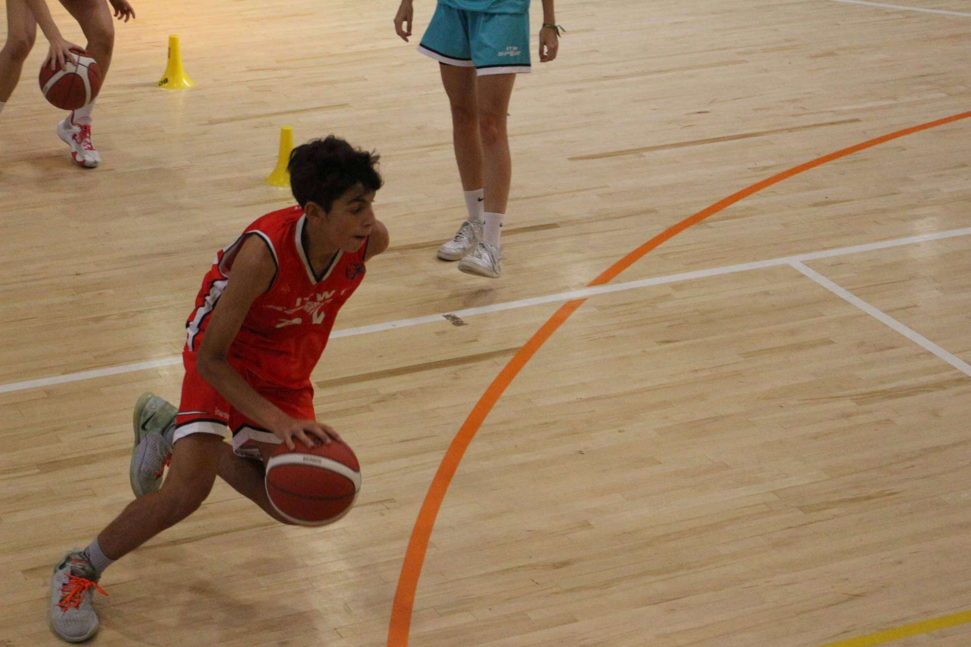 ¿Por qué es importante el entorno de un deportista y tener un coach deportivo?