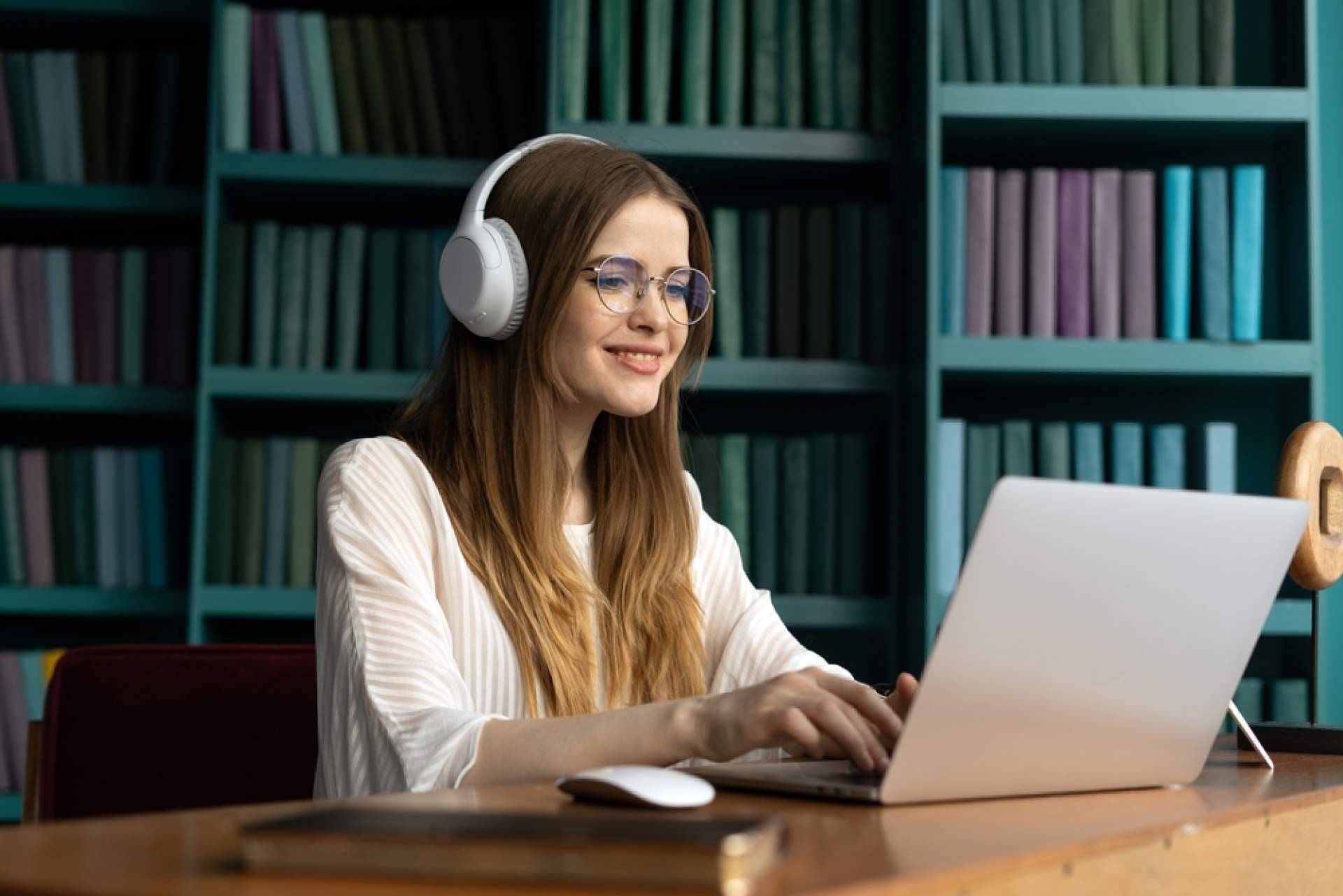Ayuda Universitaria y su software antiplagio