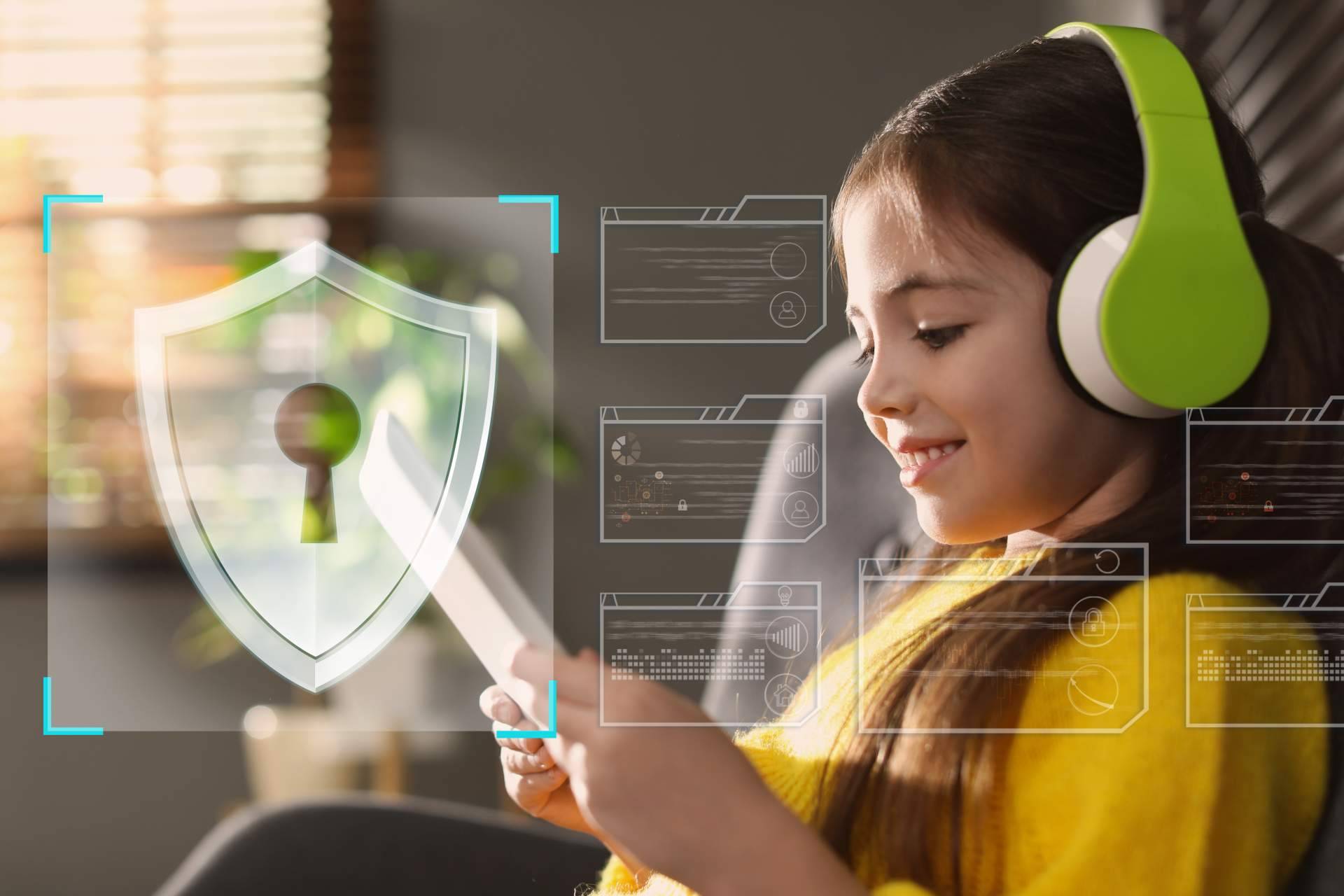 Una herramienta para proteger y preservar en los sitios web la privacidad de los menores, con Lex Program