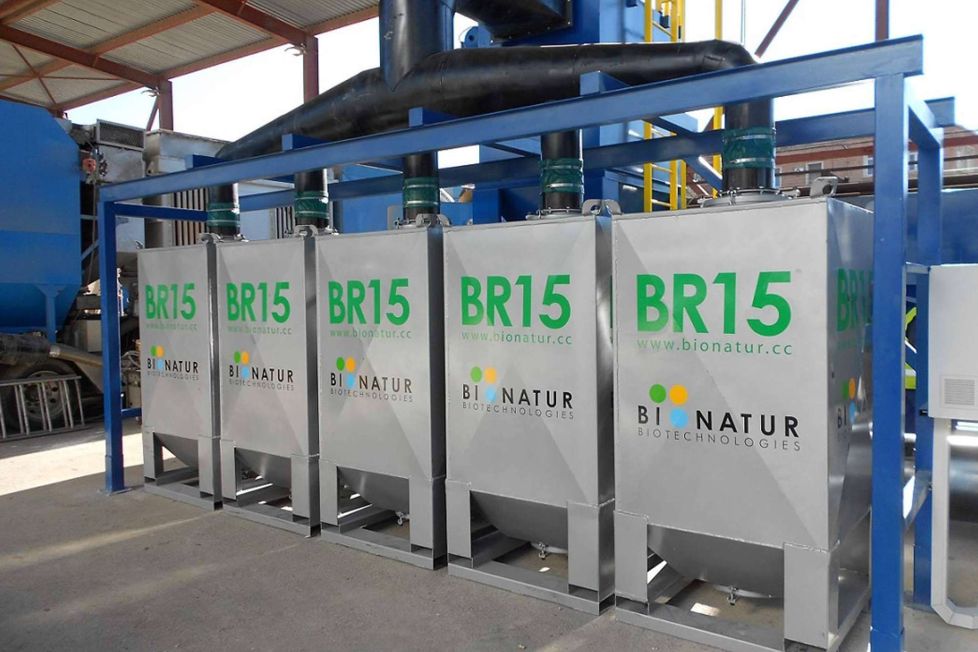Eliminar los principales productos contaminantes en la industria con Bionatur Medio Ambiente