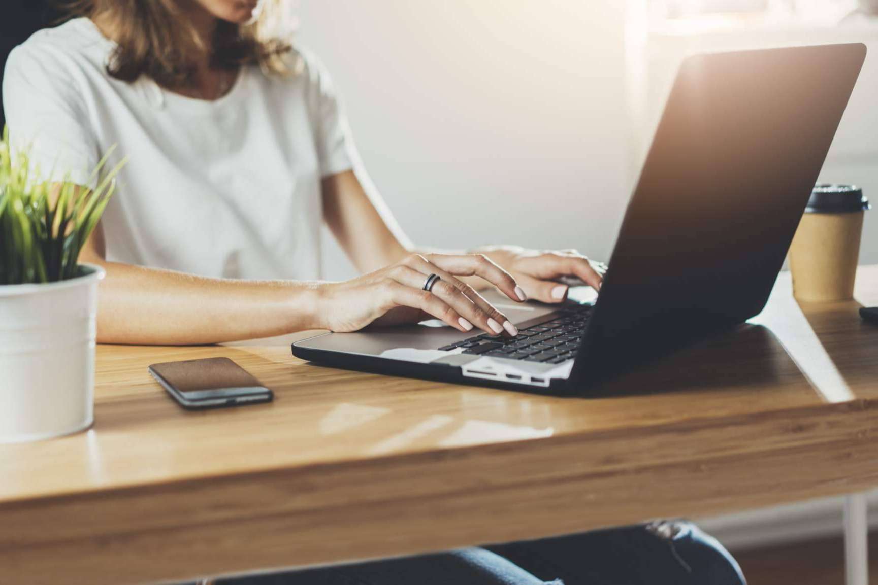 Simplificar el registro real de la jornada laboral del empleado con Ontidata