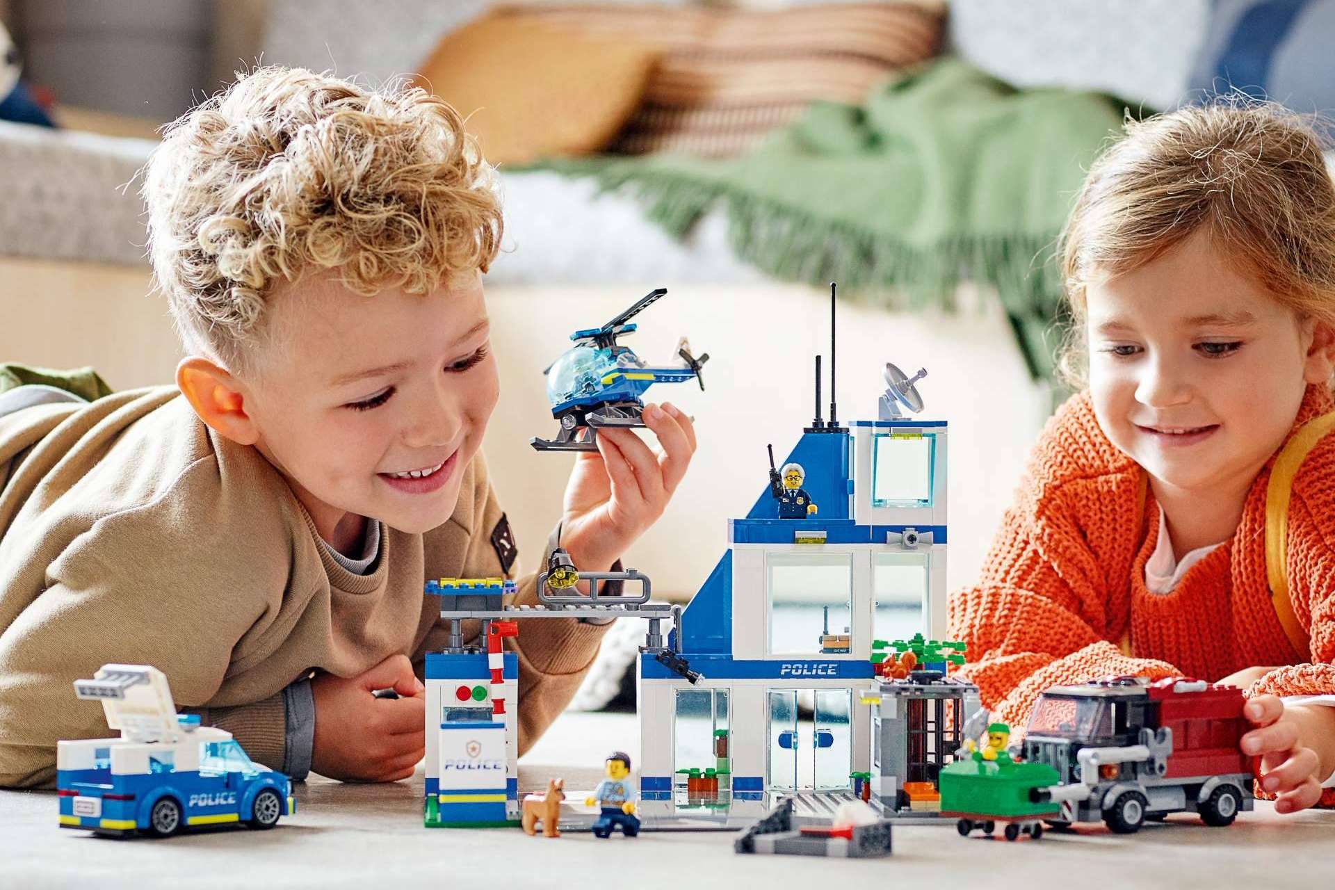 Durante las navidades, el Grupo LEGO® acompañará a familias y niños con más de 300 novedades para todos los gustos