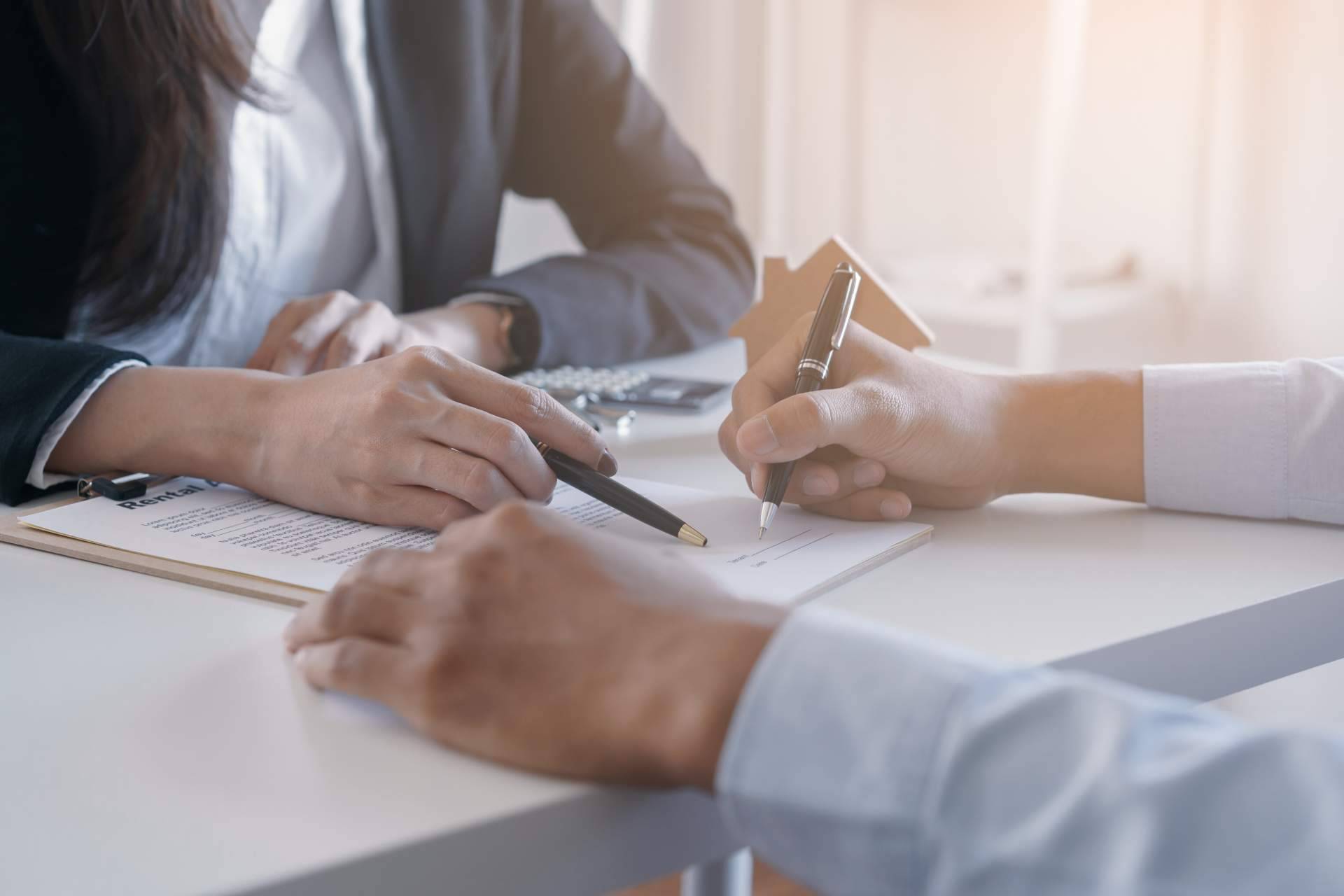 ¿Cuáles son los principales beneficios de gestionar un contrato de nuda propiedad con Ninamar Inmobiliaria?