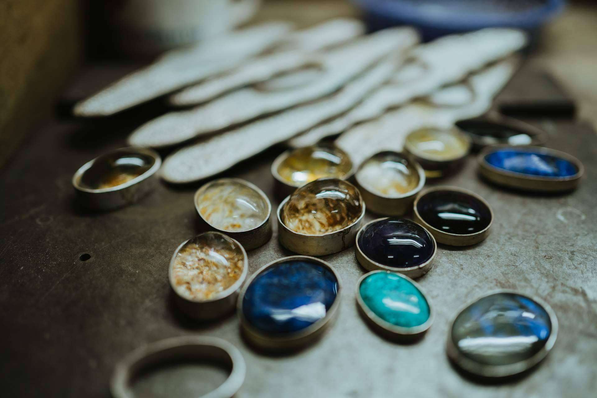 La joyería artesanal que destaca por sus piedras semipreciosas, Isabel Lamadrid