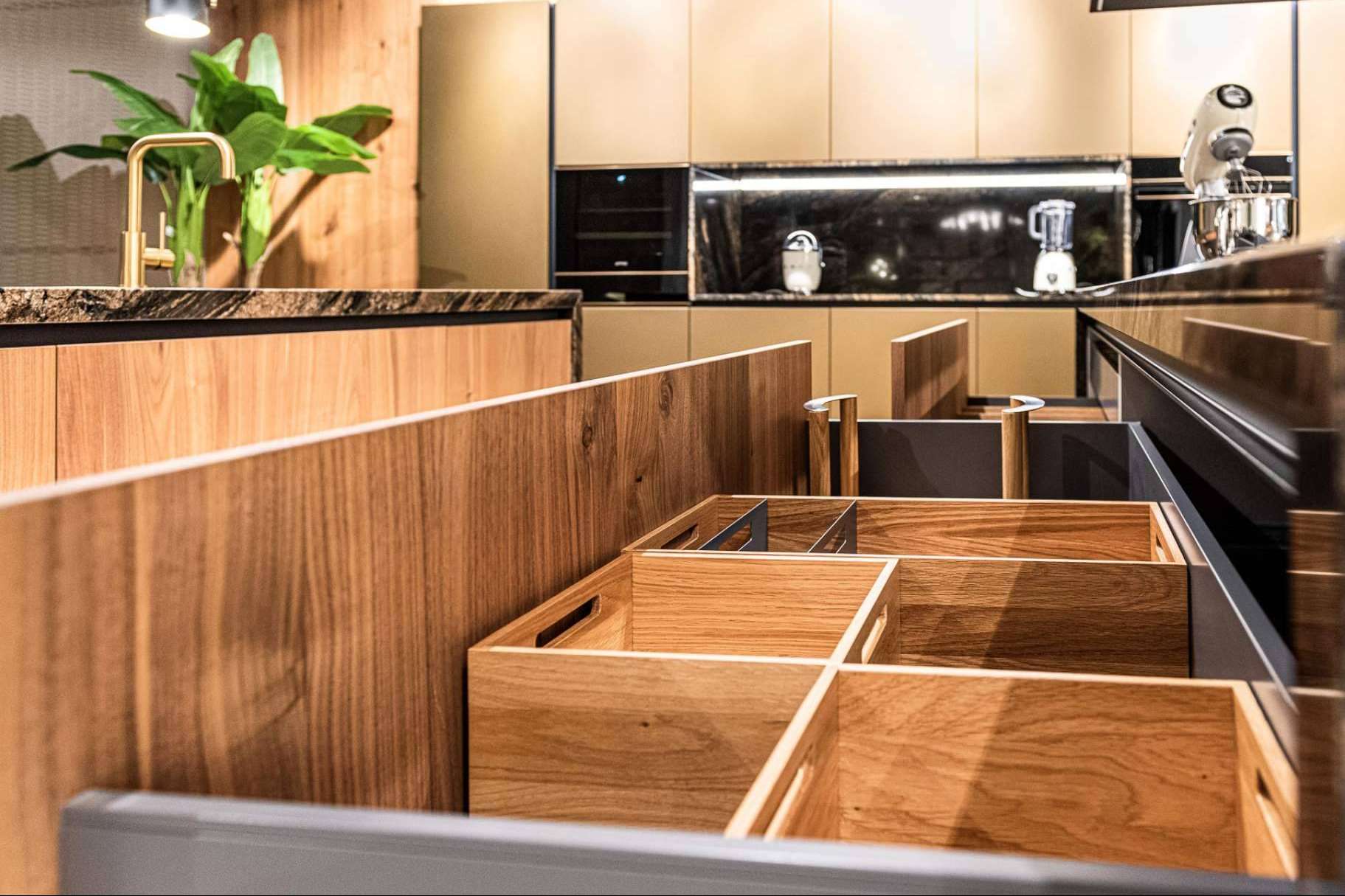 Diseño de cocinas modernas al estilo italiano, de la mano de Decor Mobel de Payrà