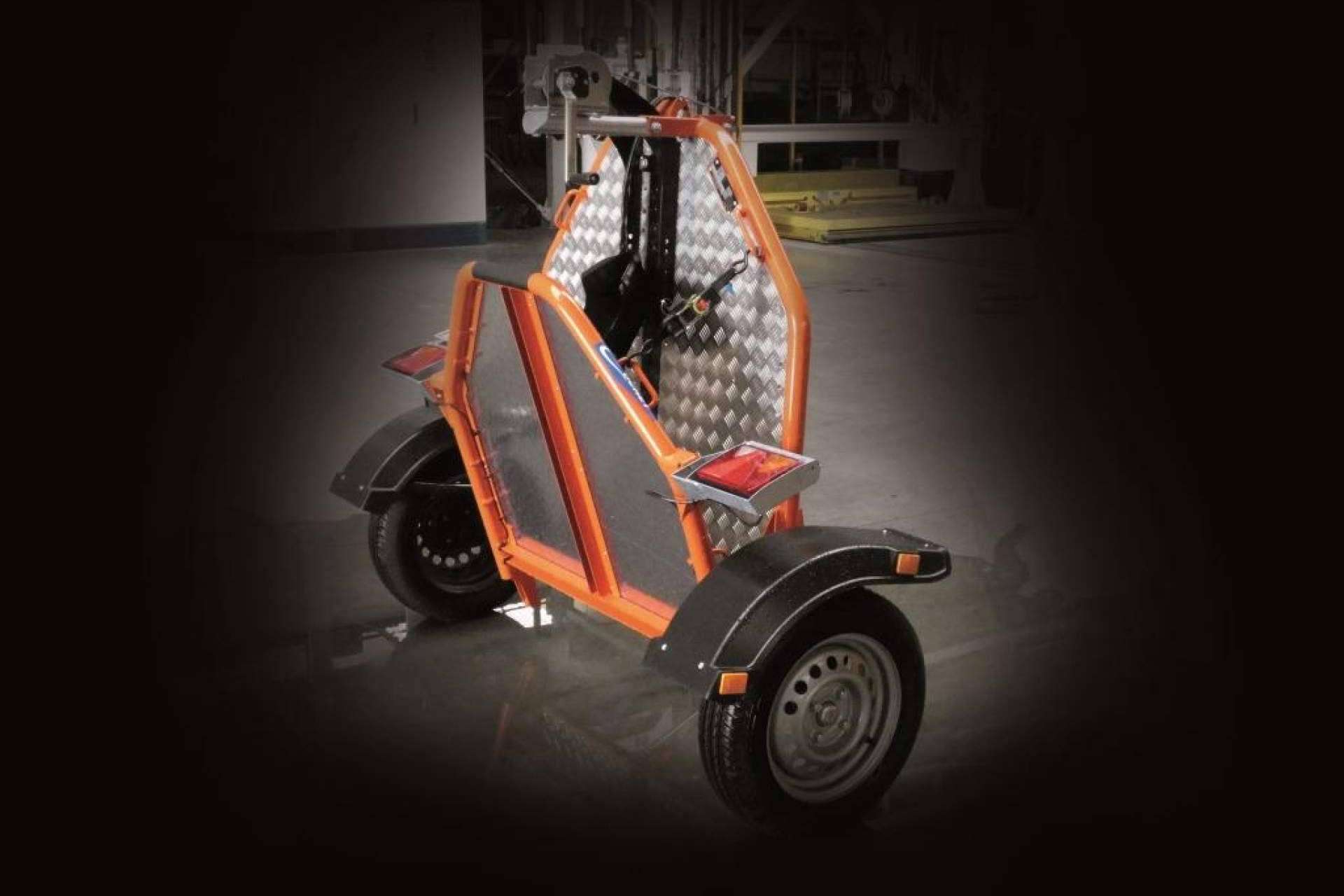 Los remolques de moto abatibles y plegables de Busco Remolque revolucionan la movilidad
