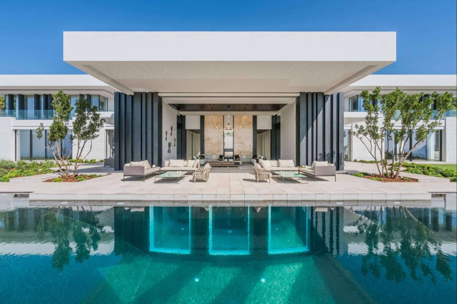 Zeuthen & Company incluye en su catálogo villas de lujo en La Zagaleta, Marbella, uno de los complejos inmobiliarios más lujosos de Europa